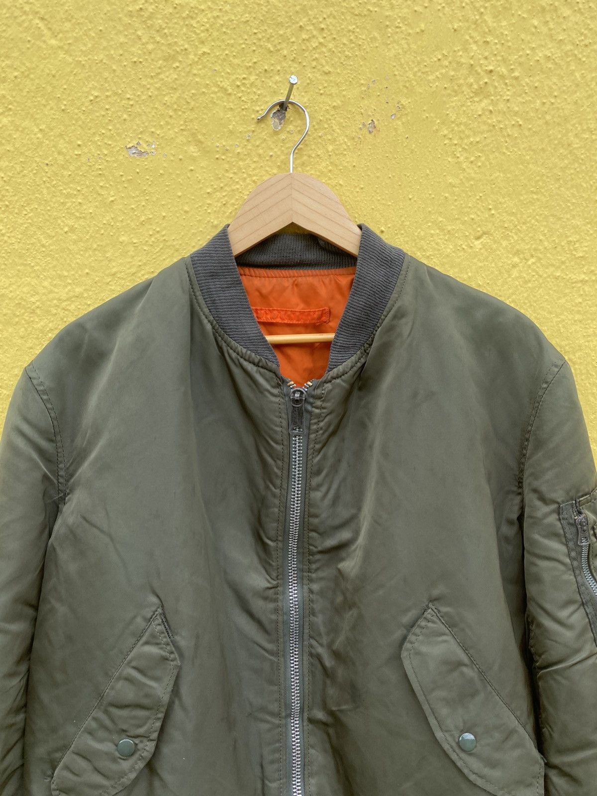 Alpha Industries × Vintage Vintage ma-1 Alpha industries bomber jacket Size US L / EU 52-54 / 3 - 6 Thumbnail