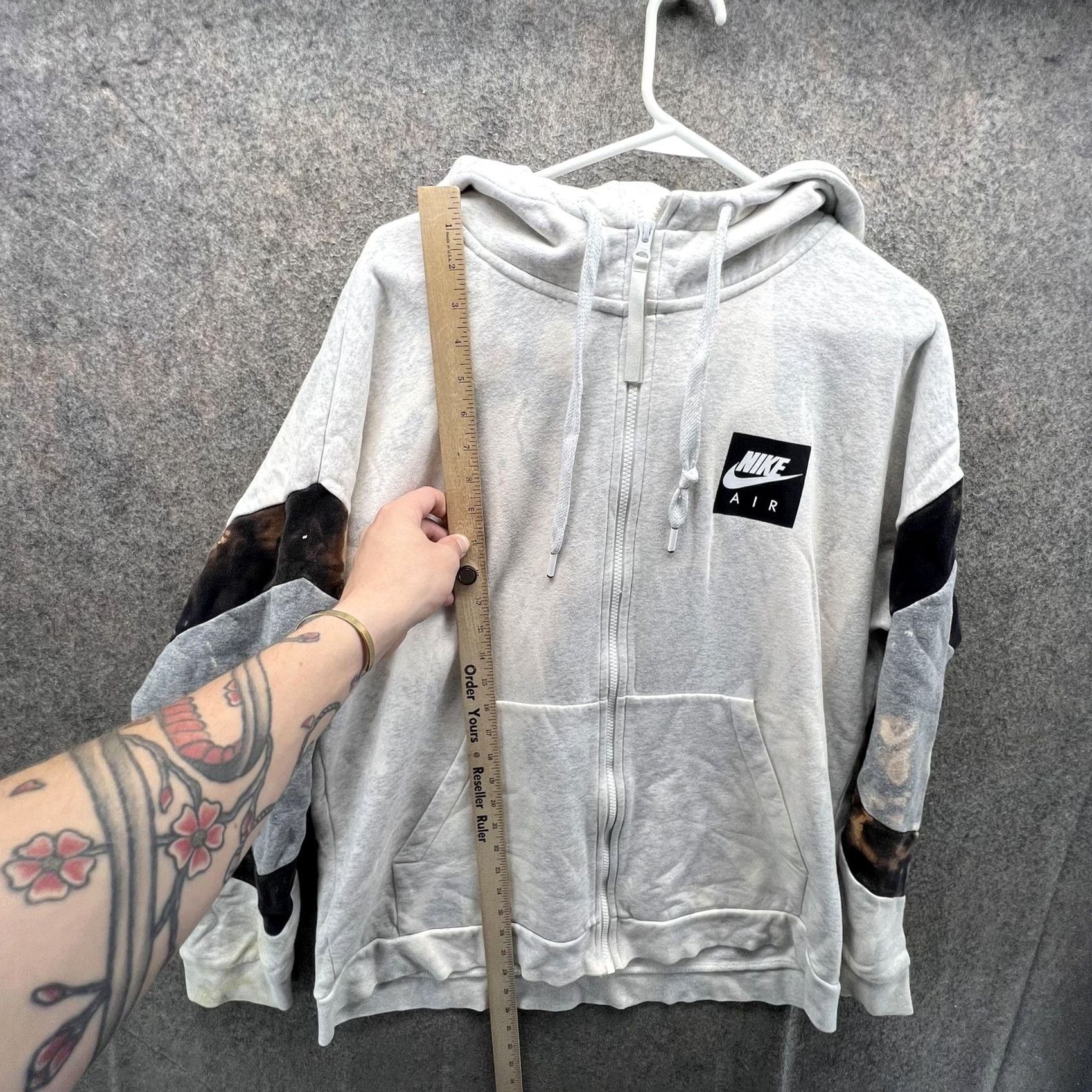 Nike Nike Hoodie Mens XL Gray Air Full Zip Fleece Sweatshirt Bleach Dye 928629-051 Size US XL / EU 56 / 4 - 5 Thumbnail