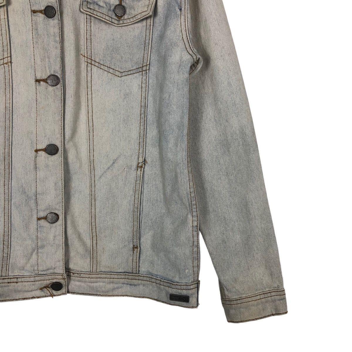 Japanese Brand 🔥Rare Acid Wash Design Denim Trucker Jacket Roxy Japan Size US S / EU 44-46 / 1 - 4 Thumbnail