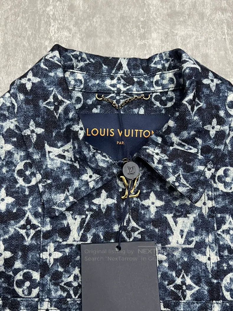 Louis Vuitton Louis Vuitton Airbrushed logo printed long-sleeved shirt Size US S / EU 44-46 / 1 - 3 Thumbnail
