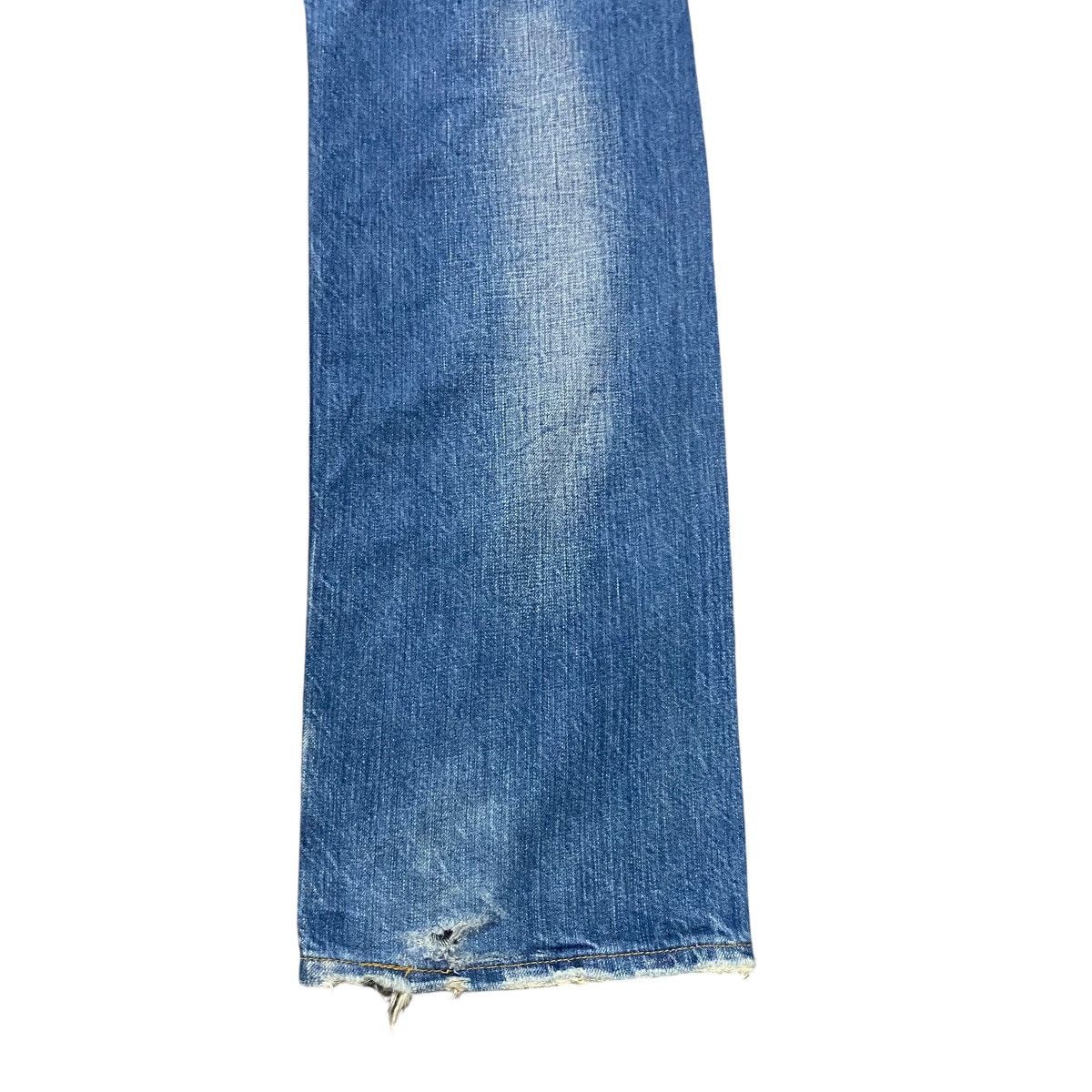 Levi's Vintage Levis 501 Thrashed Jeans Size US 31 - 17 Thumbnail