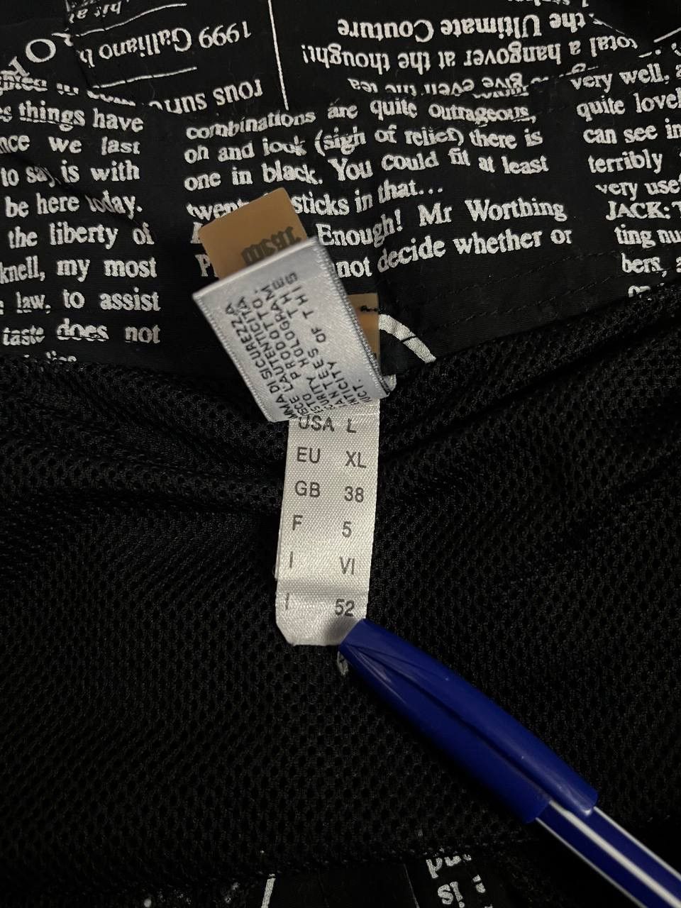 John Galliano John Galliano Shorts Newspaper Black Size US 36 / EU 52 - 7 Thumbnail