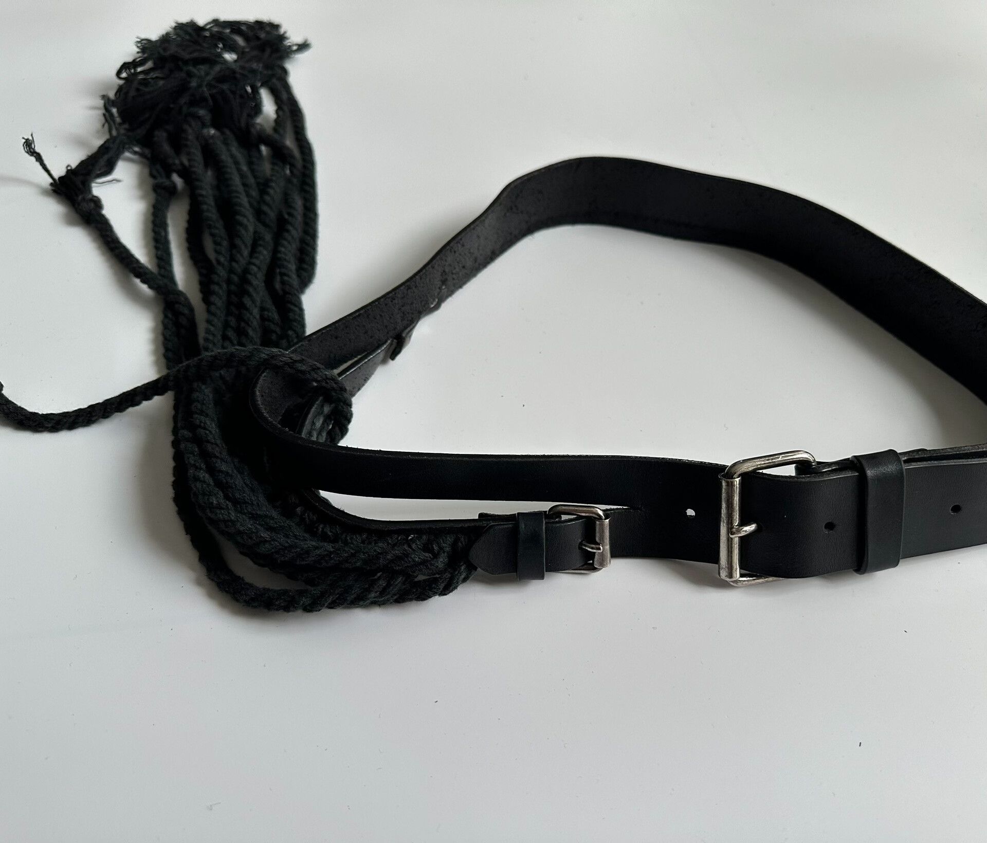 Dries Van Noten DRIES VAN NOTEN Floral lace leather belt| Size ONE SIZE - 1 Thumbnail