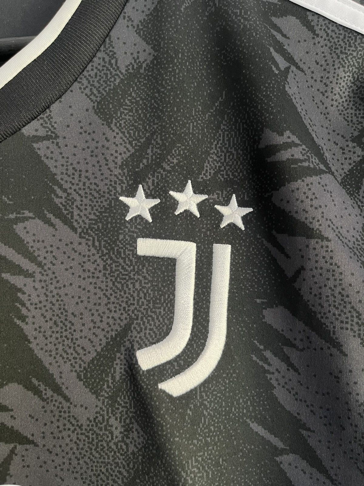 Adidas × Liberal Youth Ministry Rare Juventus x Liberal Youth Ministry Jersey Size US M / EU 48-50 / 2 - 4 Thumbnail