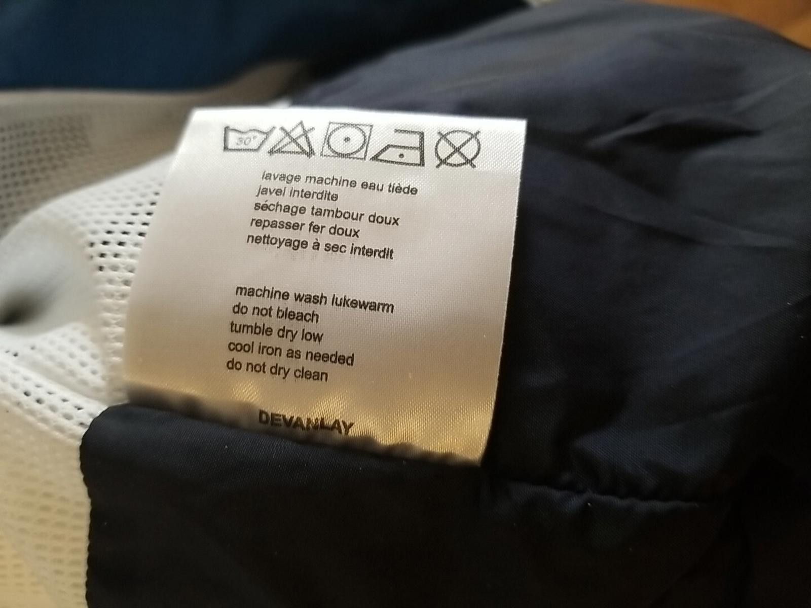 Lacoste Lacoste Men's Lightweight Two-Tone Rain Jacket - Size 54/6 Size US XL / EU 56 / 4 - 7 Thumbnail