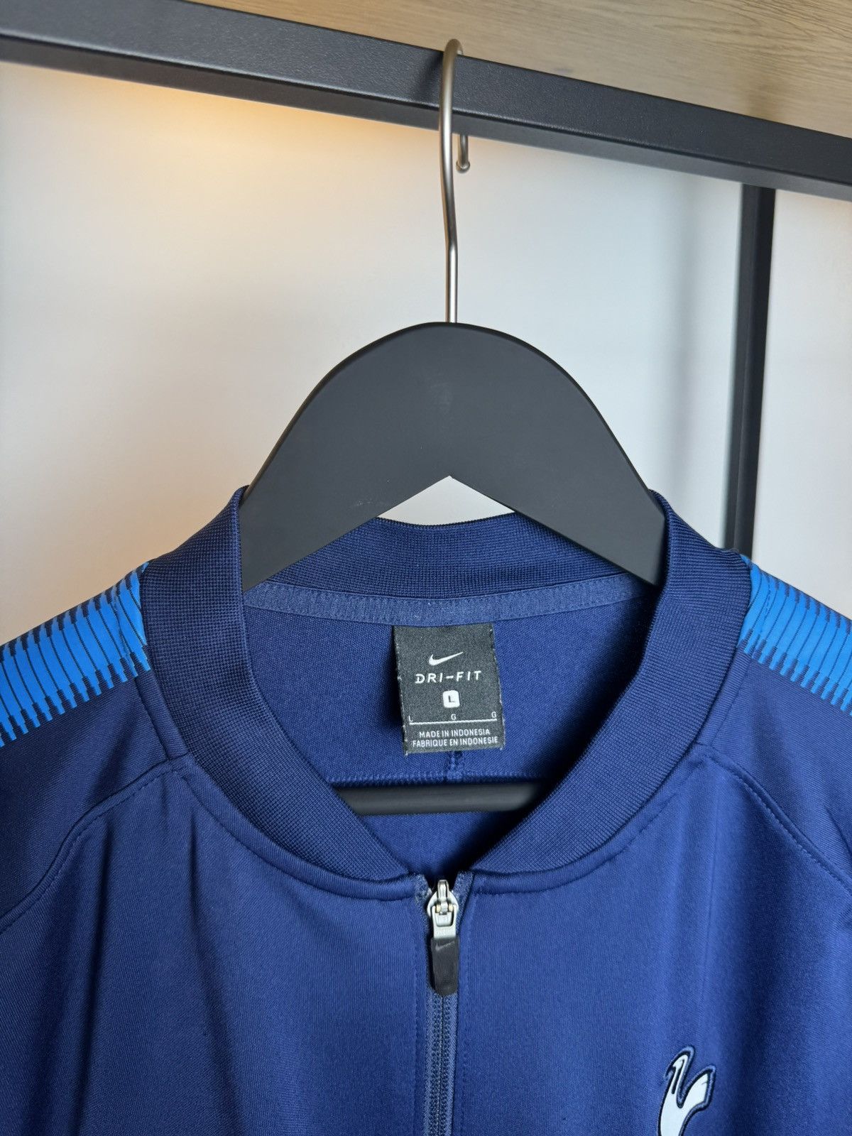 Nike × Vintage Tottenham Hotspur Nike soccer football jumper training shirt Size US L / EU 52-54 / 3 - 7 Thumbnail