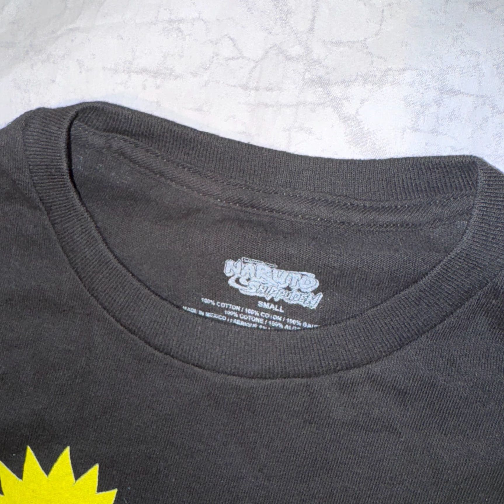 Vintage Naruto Ichiraku Ramen Shop Black Anime Graphic Tshirt - Small Size US S / EU 44-46 / 1 - 2 Thumbnail