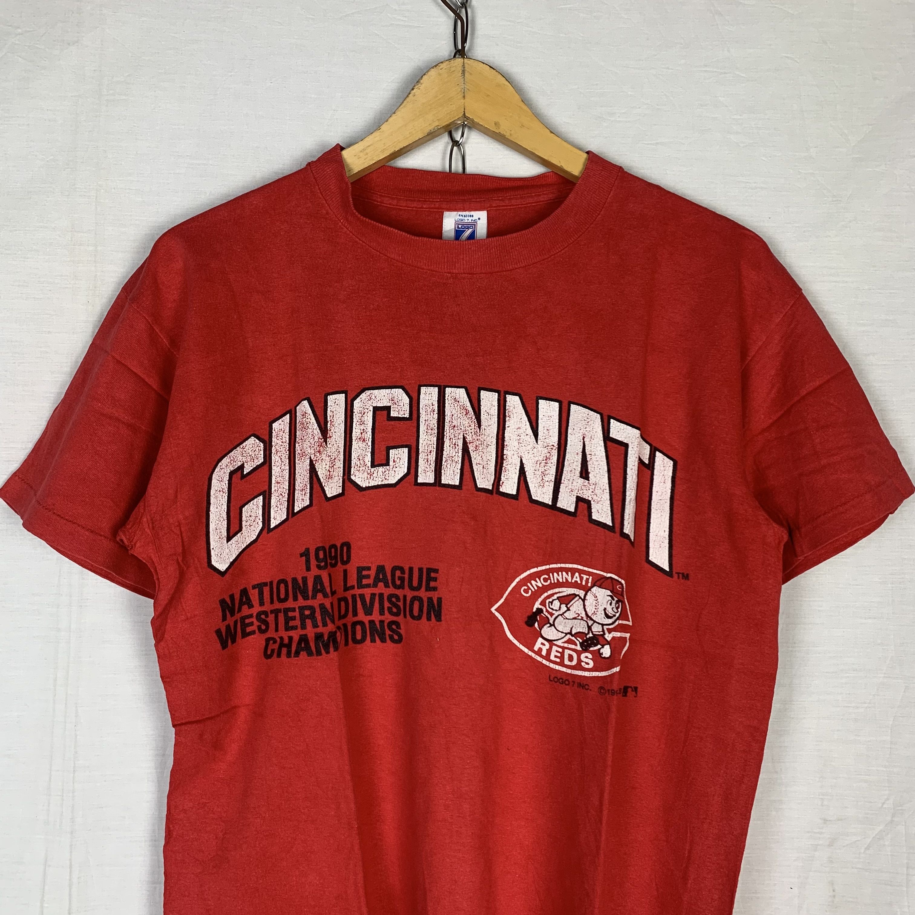 Logo 7 Vintage MLB Cincinnati Reds Logo7 Tshirt Size US M / EU 48-50 / 2 - 2 Thumbnail