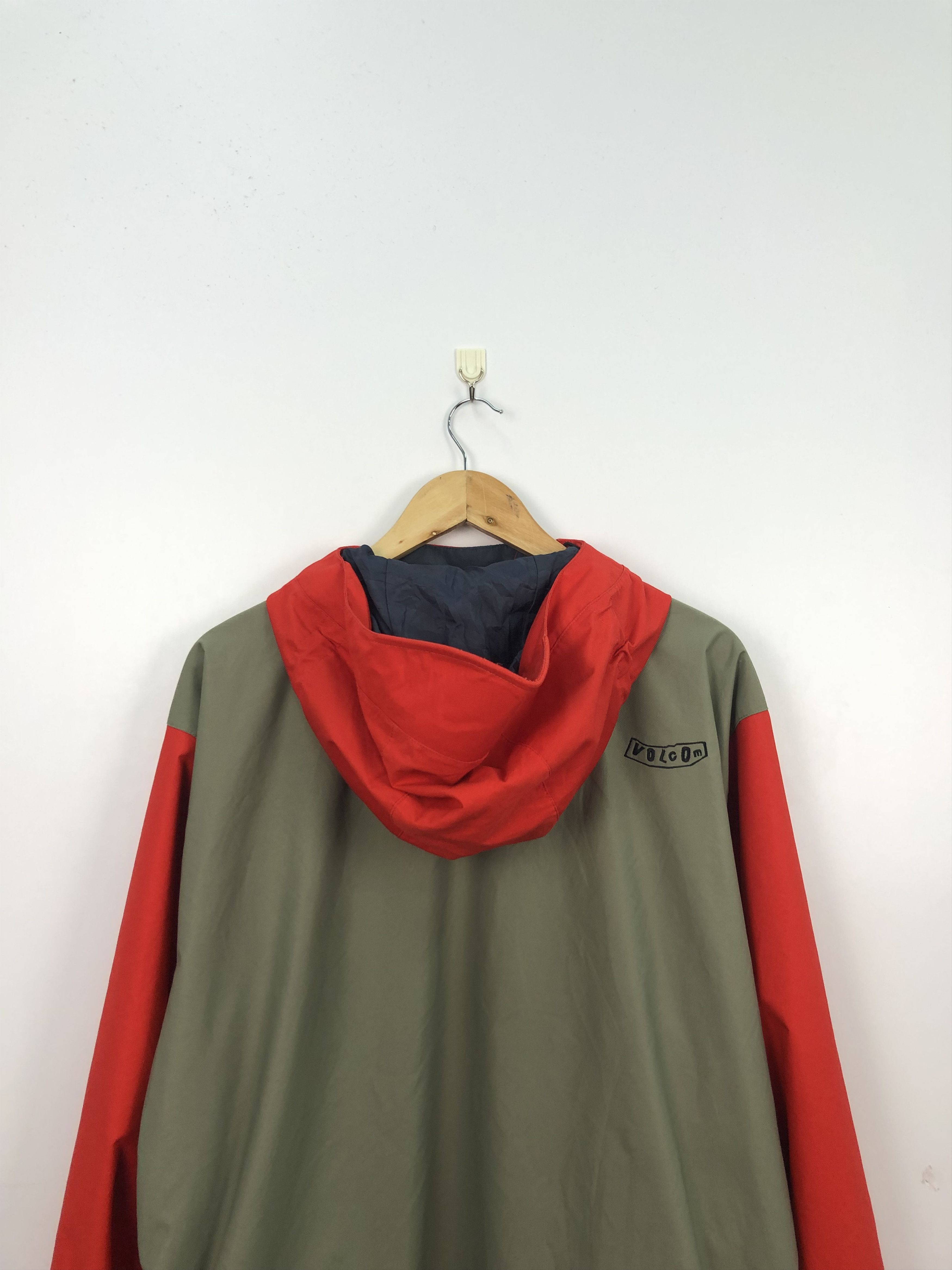 Volcom Vintage Volcom Windbreaker Zipper Jacket J0259 Size US L / EU 52-54 / 3 - 4 Thumbnail