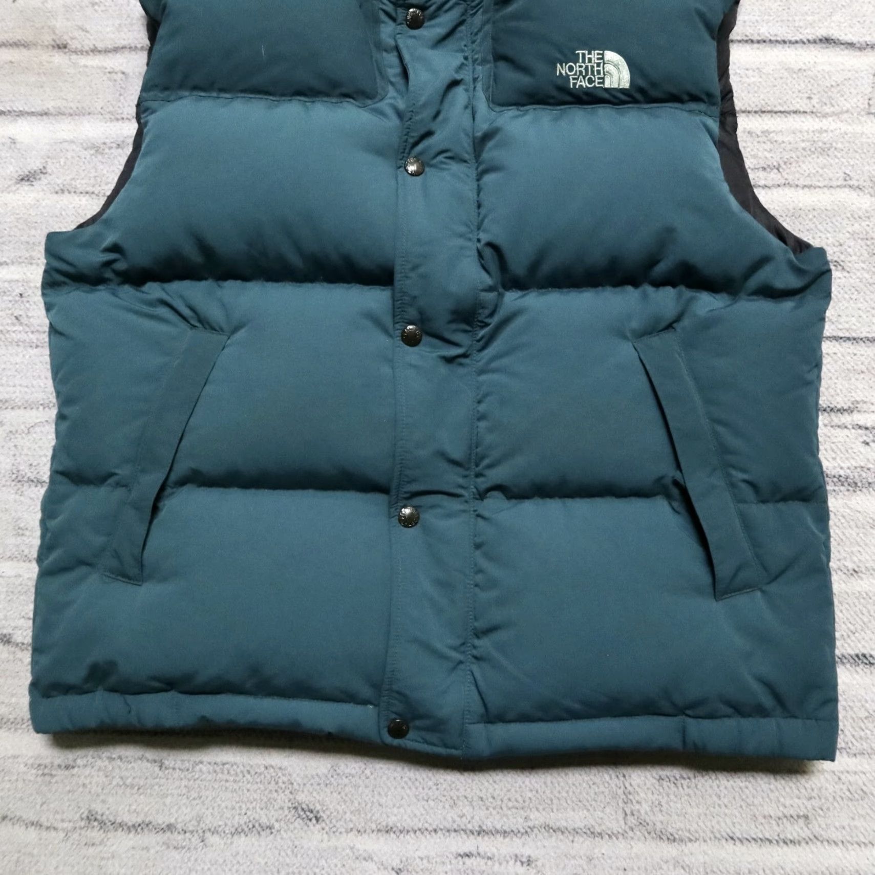 The North Face Vintage North Face Nuptse Quilted Down Vest Mens L Blue Size US L / EU 52-54 / 3 - 3 Thumbnail