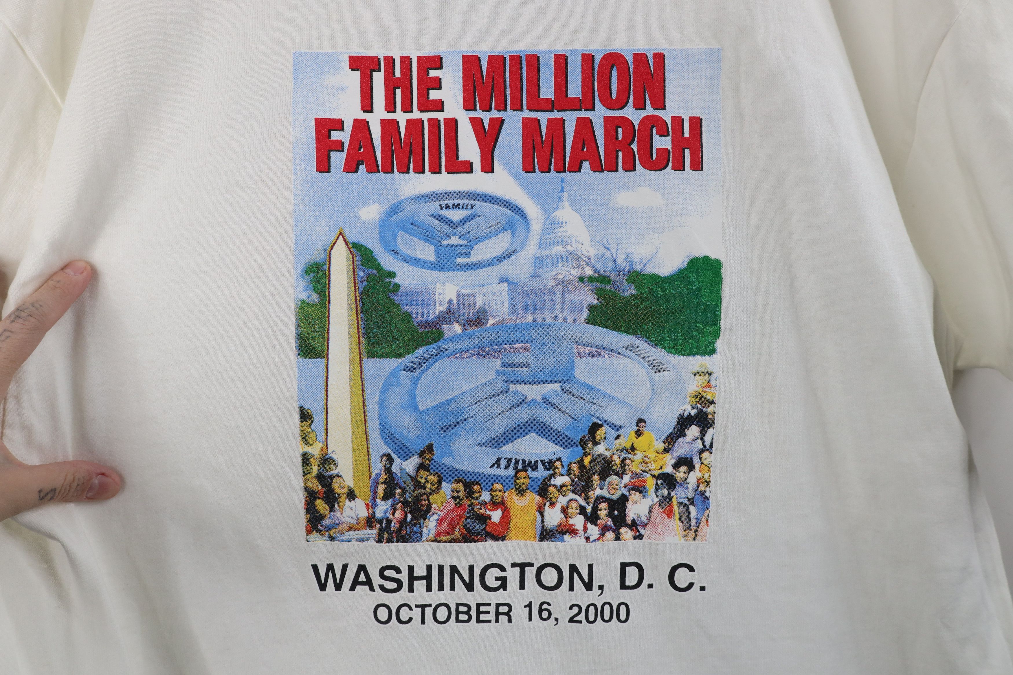 Vintage Vintage Y2K 2000 Million Family March Washington DC T-Shirt Size US XL / EU 56 / 4 - 4 Thumbnail