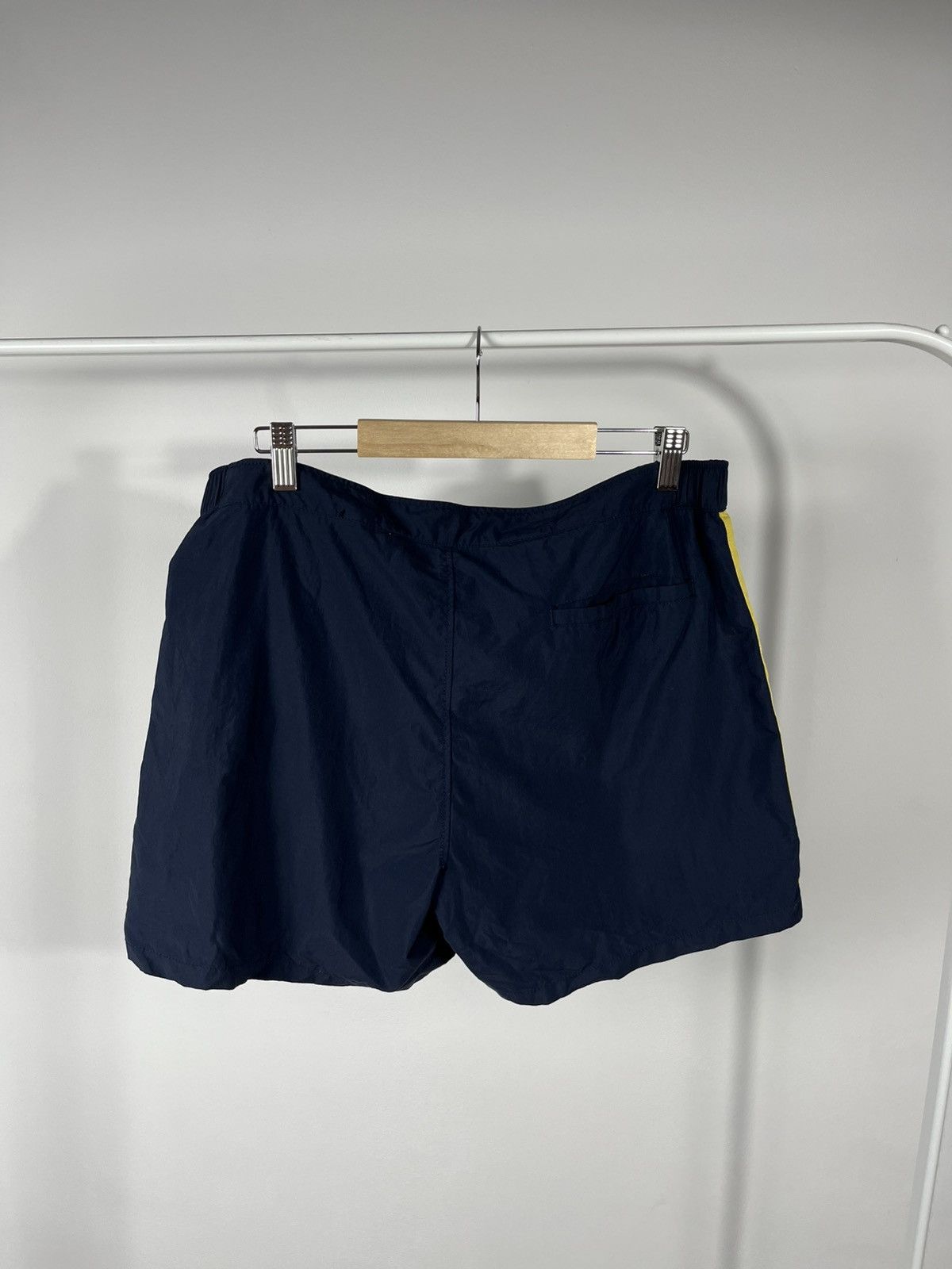 Polo Ralph Lauren Polo Ralph Lauren Navy Swim Trunks Yellow Stripe Size 34 Size US 34 / EU 50 - 11 Thumbnail