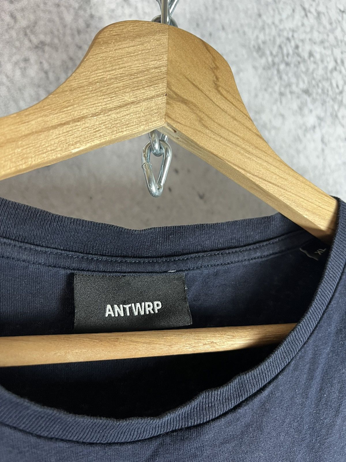 Japanese Brand Antwerpen University T-Shirt Vintage Size US L / EU 52-54 / 3 - 3 Thumbnail