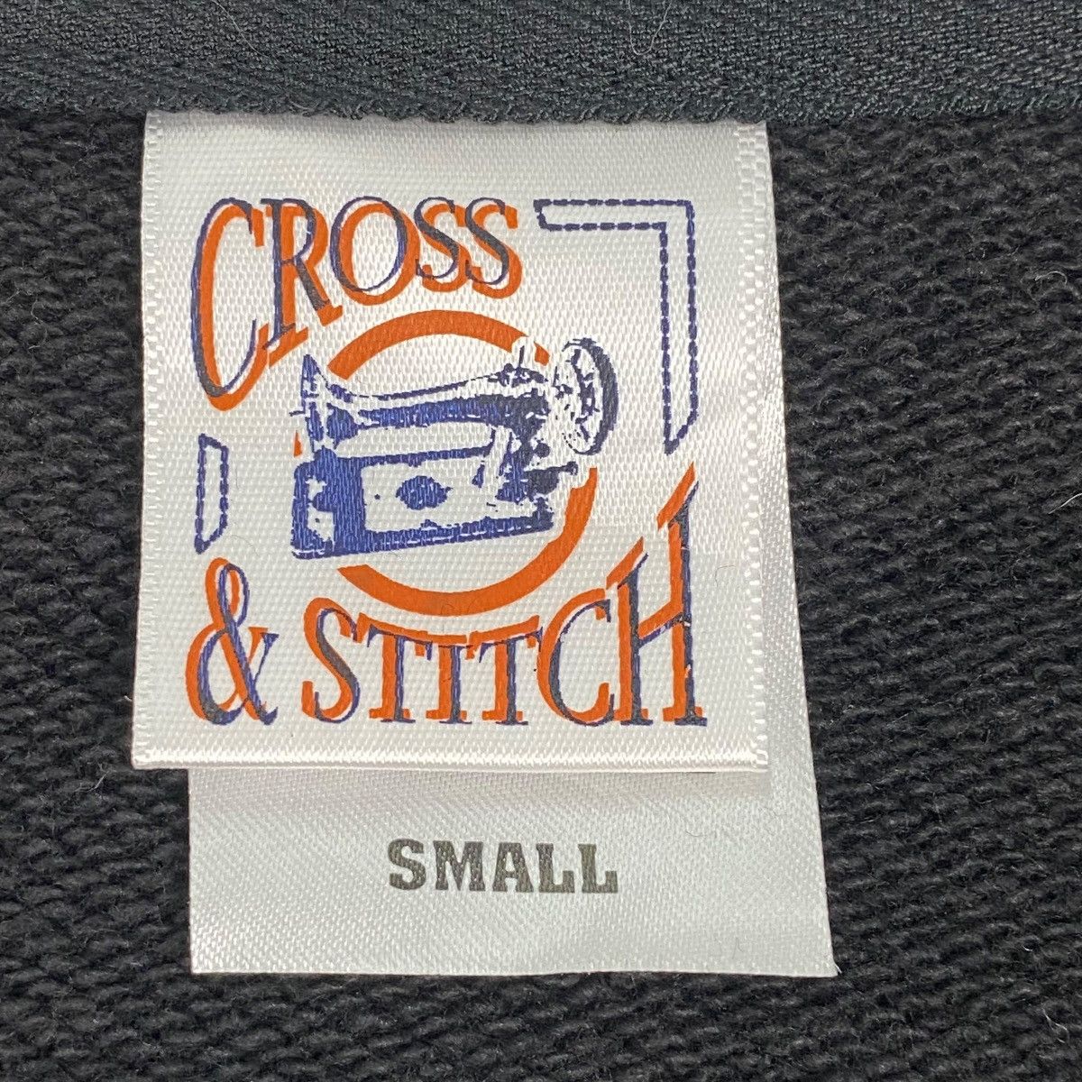 Vintage Vintage Cross & Stich Printed Brand Logo Size S Size US S / EU 44-46 / 1 - 5 Thumbnail