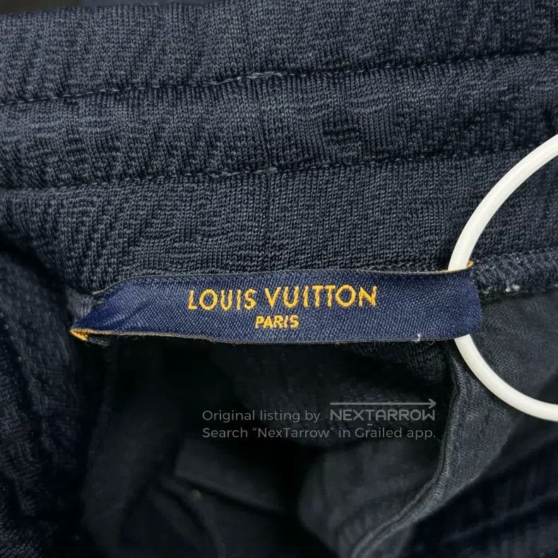 Louis Vuitton Louis Vuitton size l Solid Logo embossed full-print drawstr Size US 28 / EU 44 - 4 Thumbnail