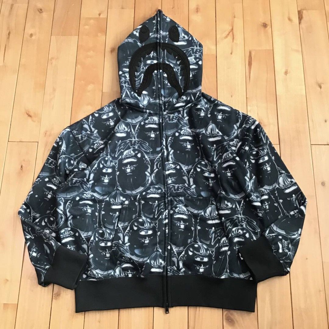 Bape BAPE APE HEAD GRAFFITI SHARK FULL ZIP HOODIE a bathing ape Size US M / EU 48-50 / 2 - 1 Thumbnail