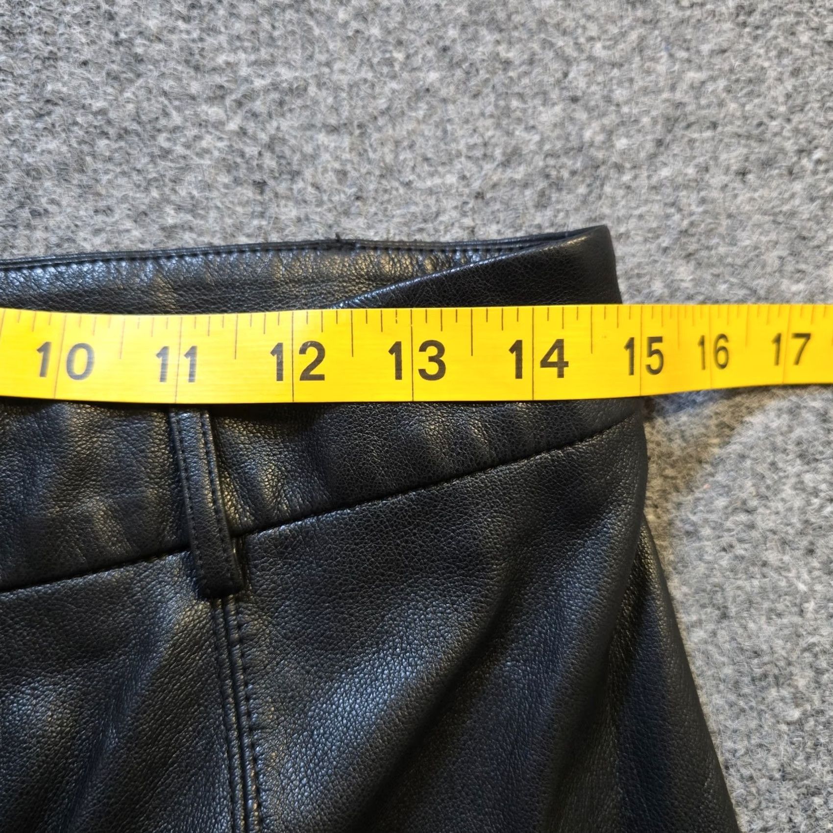 7 For All Mankind Seven For All Mankind Pants Womens M Black Wide-Leg Faux Leather Crop Shirt? Size 32" / US 10 / IT 46 - 6 Thumbnail