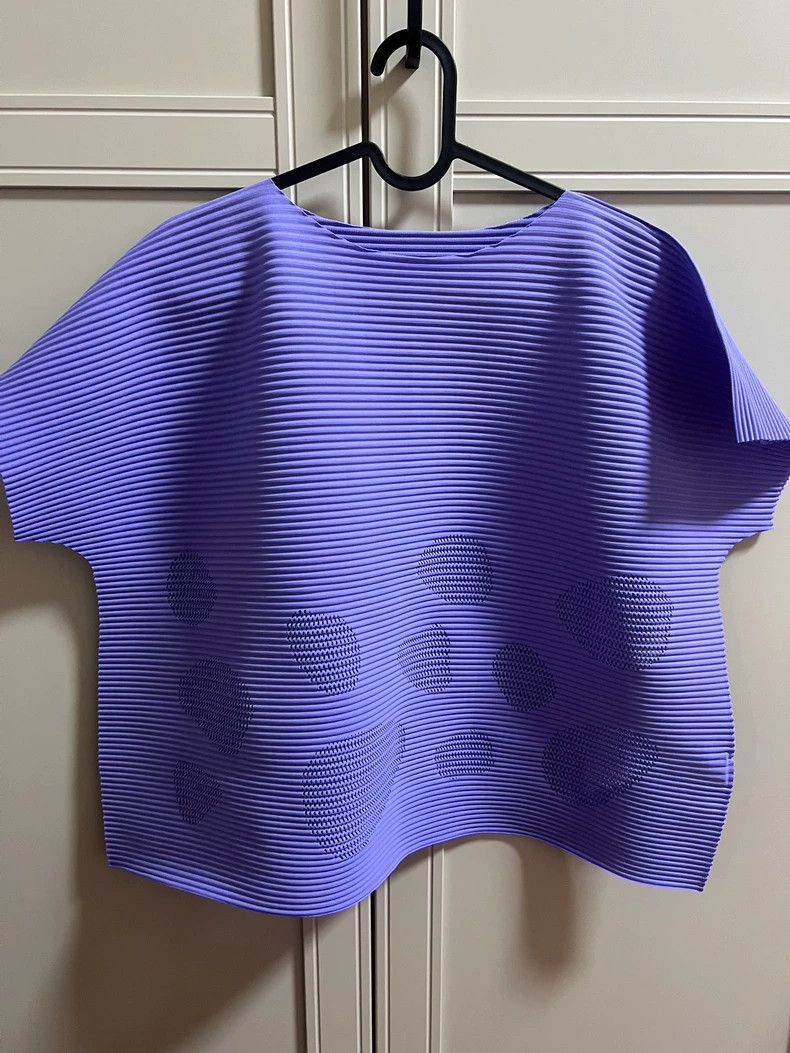 Issey Miyake Issey Miyake size:one size Purple pleated top with short s Size XS / US 0-2 / IT 36-38 - 1 Thumbnail