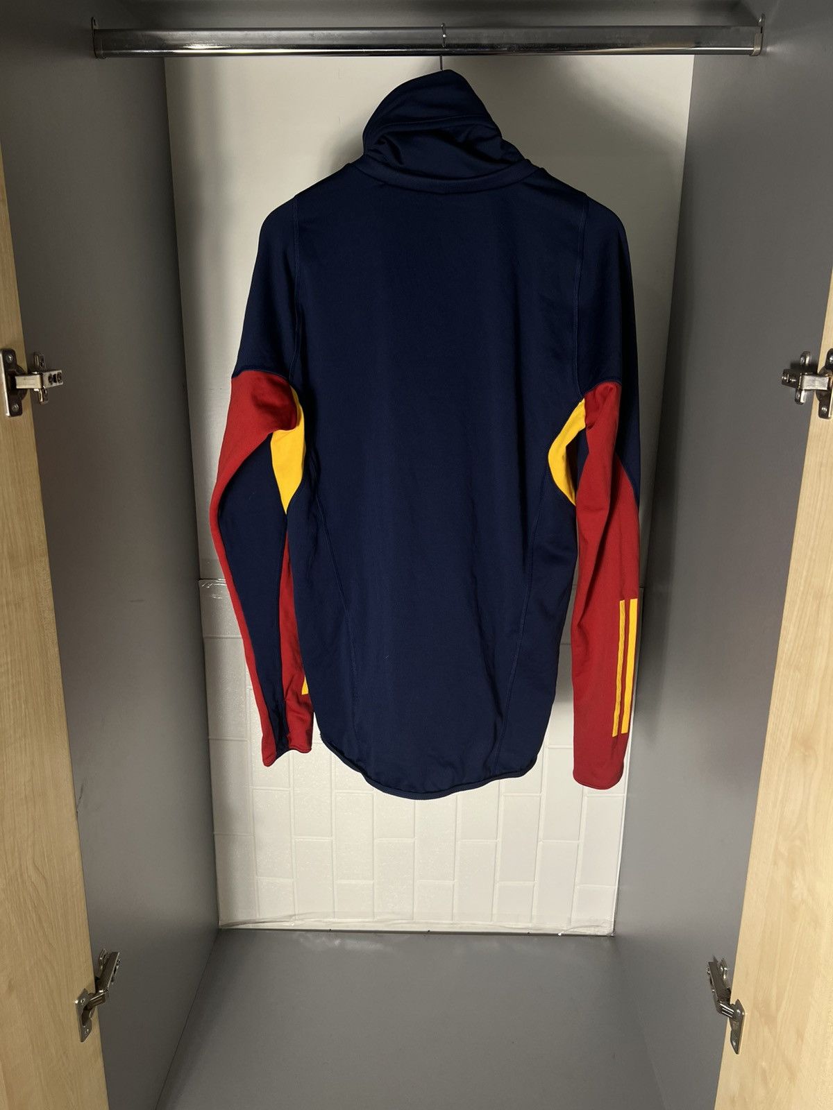 Adidas VINTAGE ADIDAS SPAIN SOCCER JERSEY MADRID BARCELONA Y2K 90s Size US L / EU 52-54 / 3 - 8 Thumbnail
