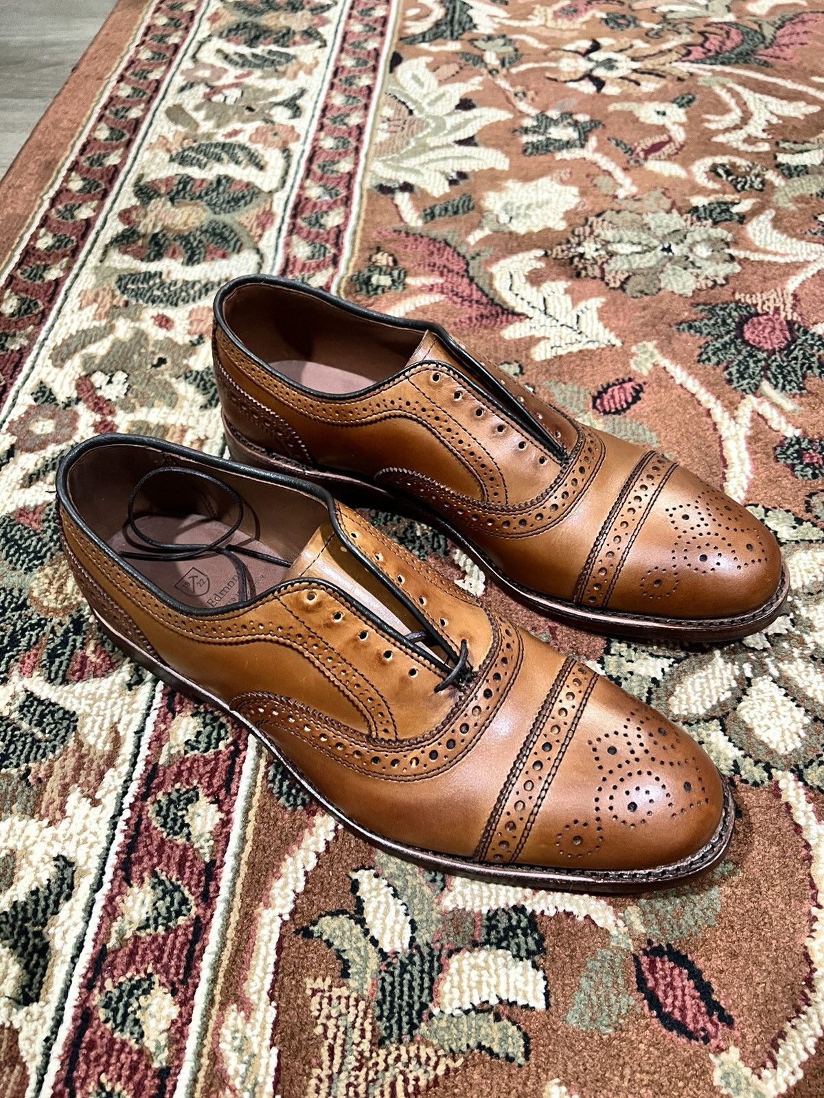 Allen Edmonds Strand Cap-toe Oxford Dress Shoe 8D Walnut Size US 8 / EU 41 - 1 Thumbnail