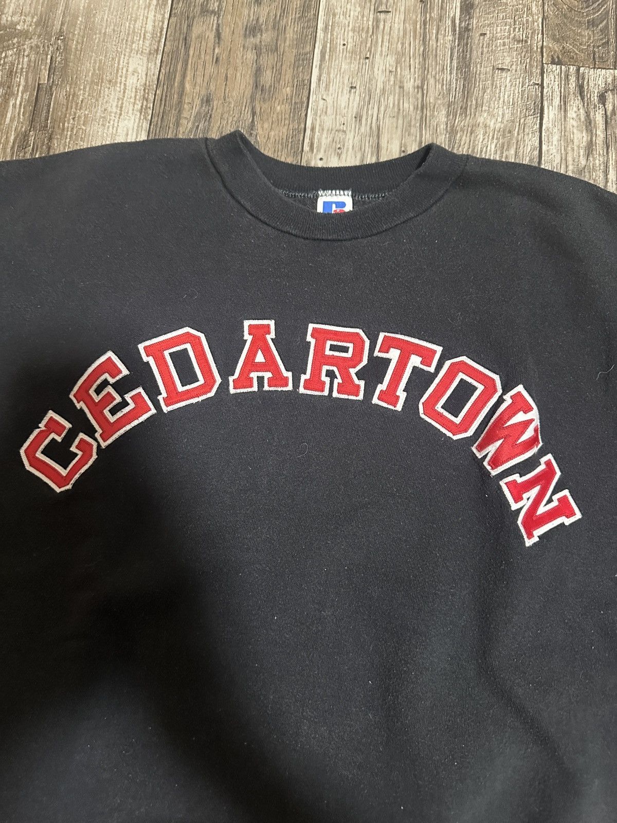 Russell Athletic Vintage 90s Russell “Cedartown” Crewneck Size US XL / EU 56 / 4 - 2 Thumbnail