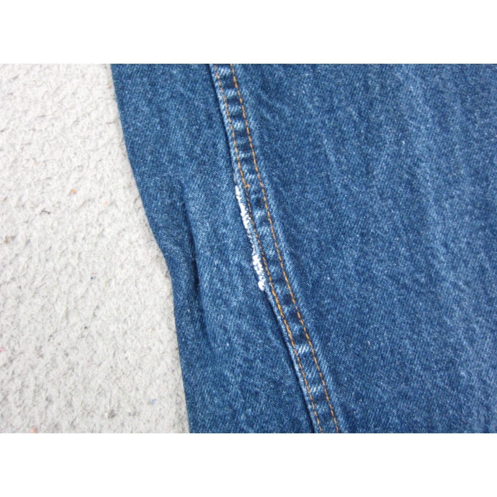 Levi's VINTAGE Levi's Jeans Womens 26x33 Blue Denim Straight Leg White Tab Dark Wash Jeans Womens 90s Mens Ladies? Size 26" / US 2 / IT 38 - 7 Thumbnail