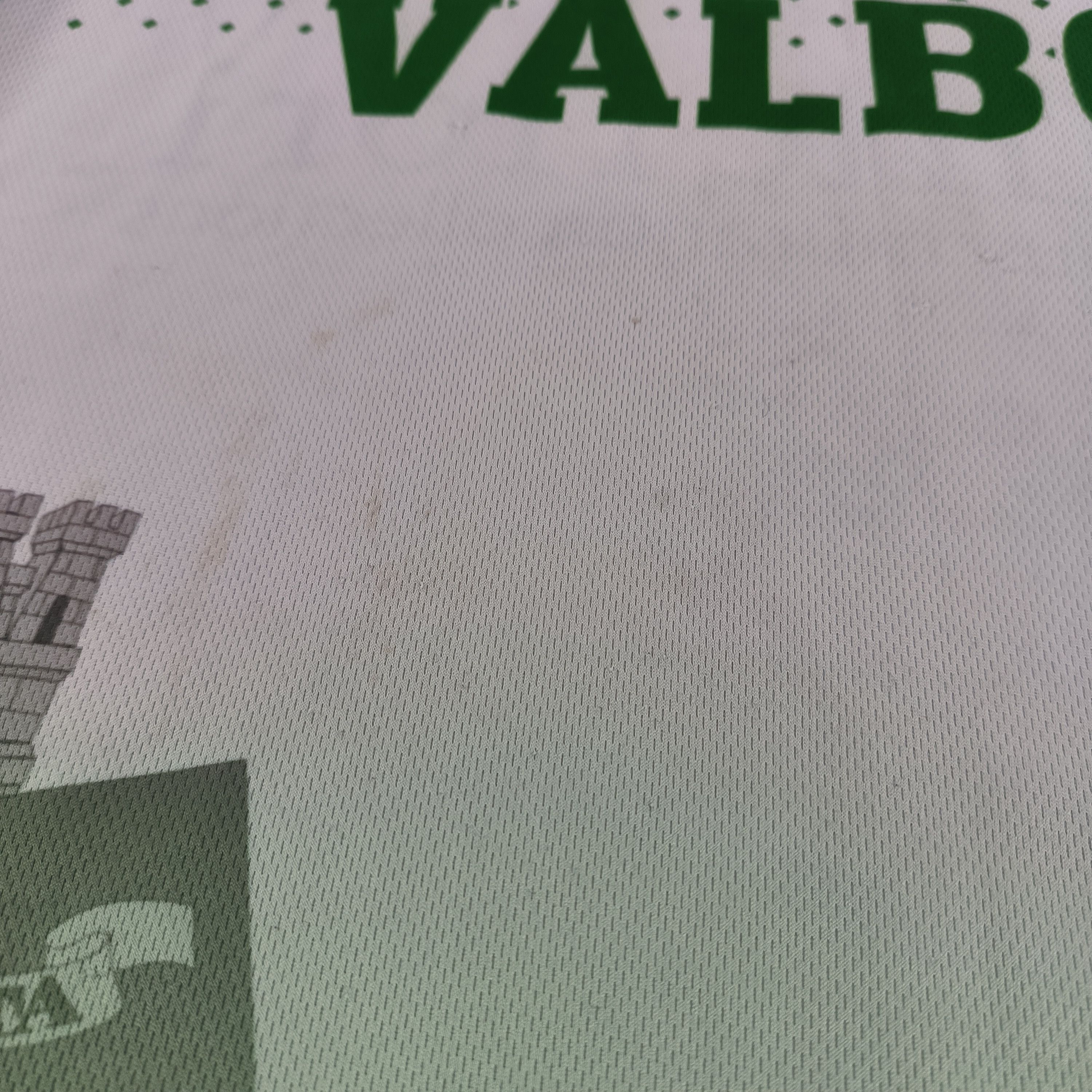 Other Valbon Arad #21 basketball jersey size L Size US L / EU 52-54 / 3 - 8 Thumbnail
