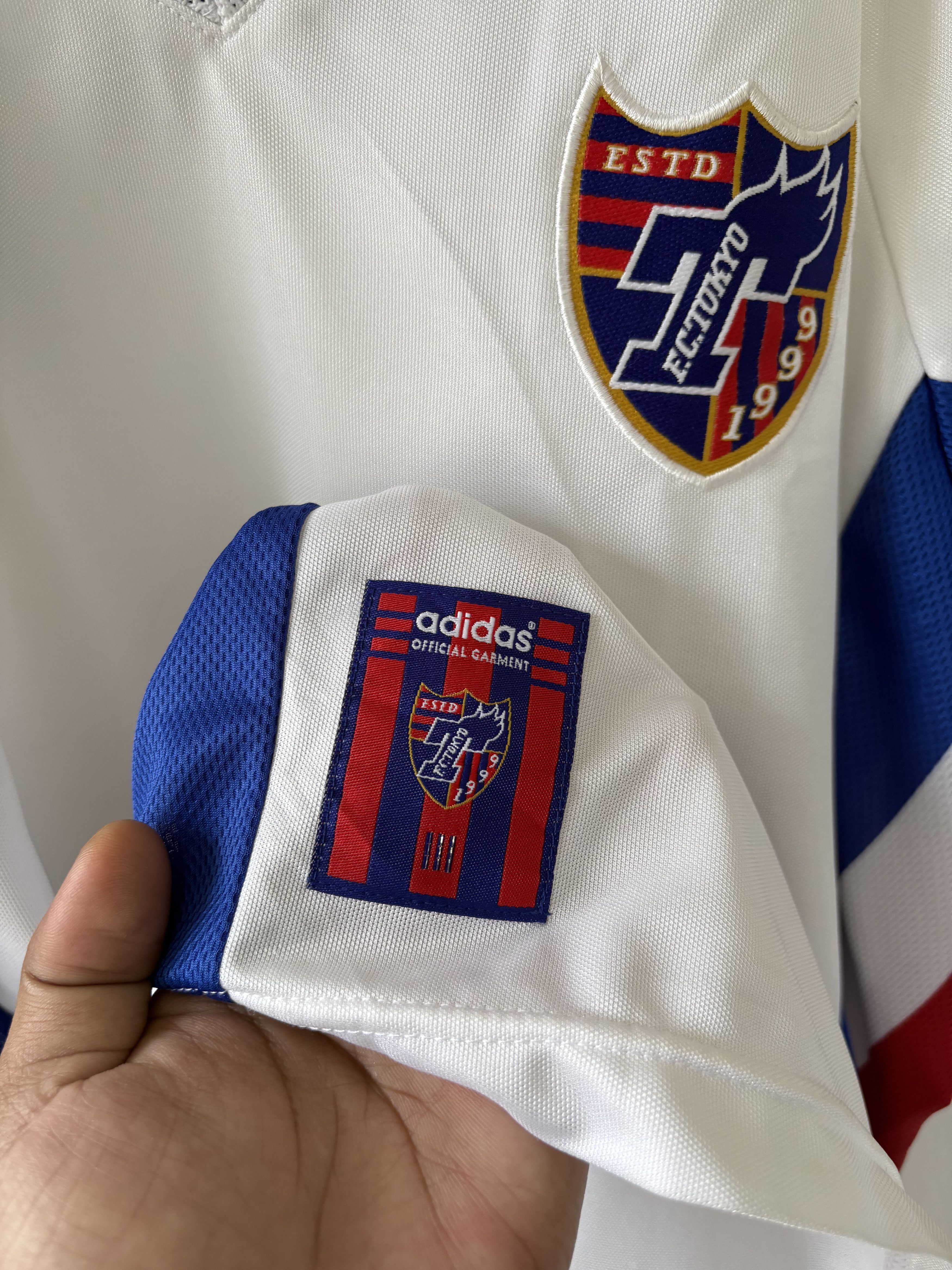 Adidas Vintage 99's jersey tokyo fc Size US L / EU 52-54 / 3 - 6 Thumbnail