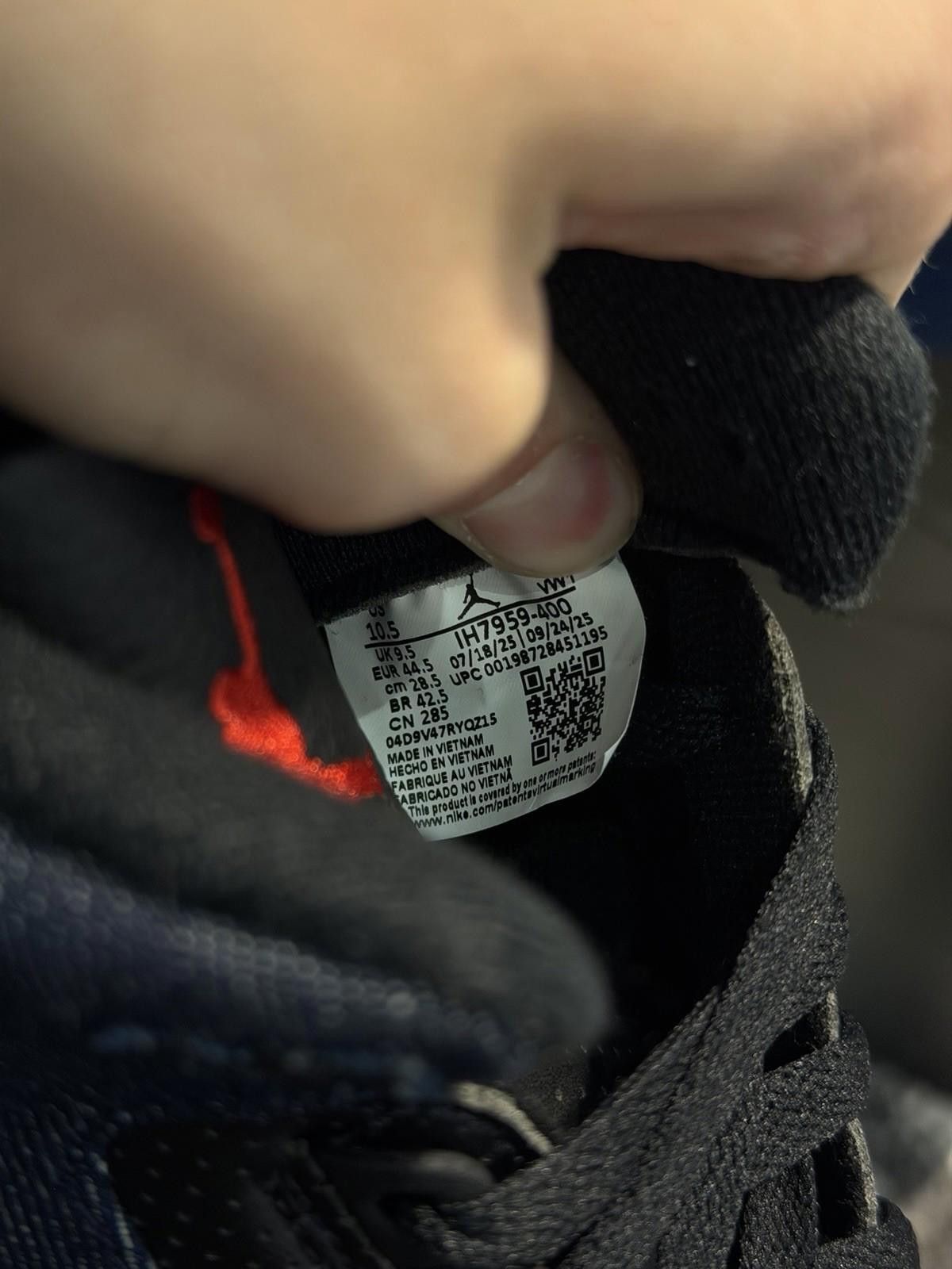 Jordan Brand Levi's x Air Jordan 3 Retro Men's (10.5) Indigo Denim NEW Size US 10.5 / EU 43-44 - 12 Thumbnail