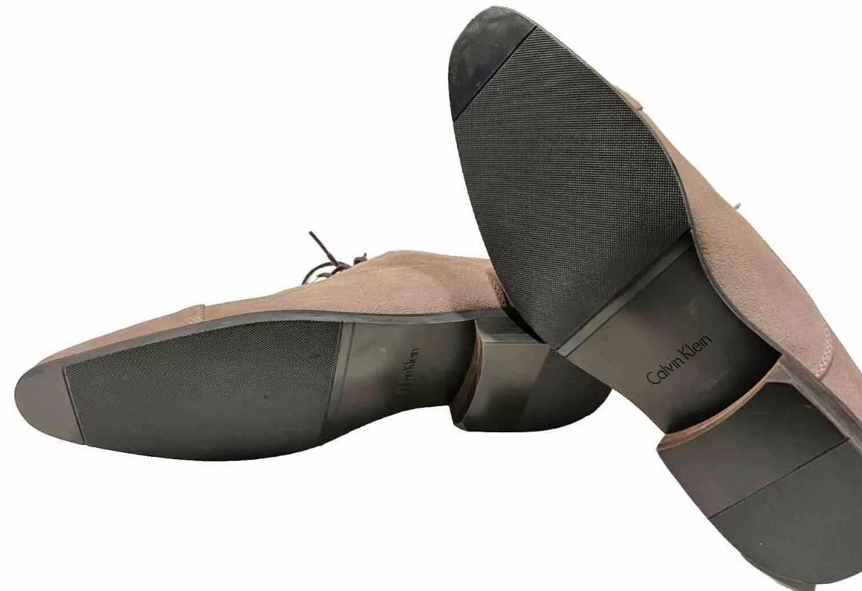 Calvin Klein NEW CALVIN KLINE SUEDE SHOES SIZE 11 SOFT GREY BEIGE LACE UP Size US 11 / EU 44 - 5 Thumbnail