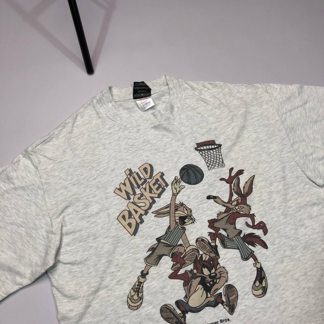Other Vintage 90s Basketball 1995 Warner Bros Looney Tunes Tee Size US L / EU 52-54 / 3 - 3 Thumbnail