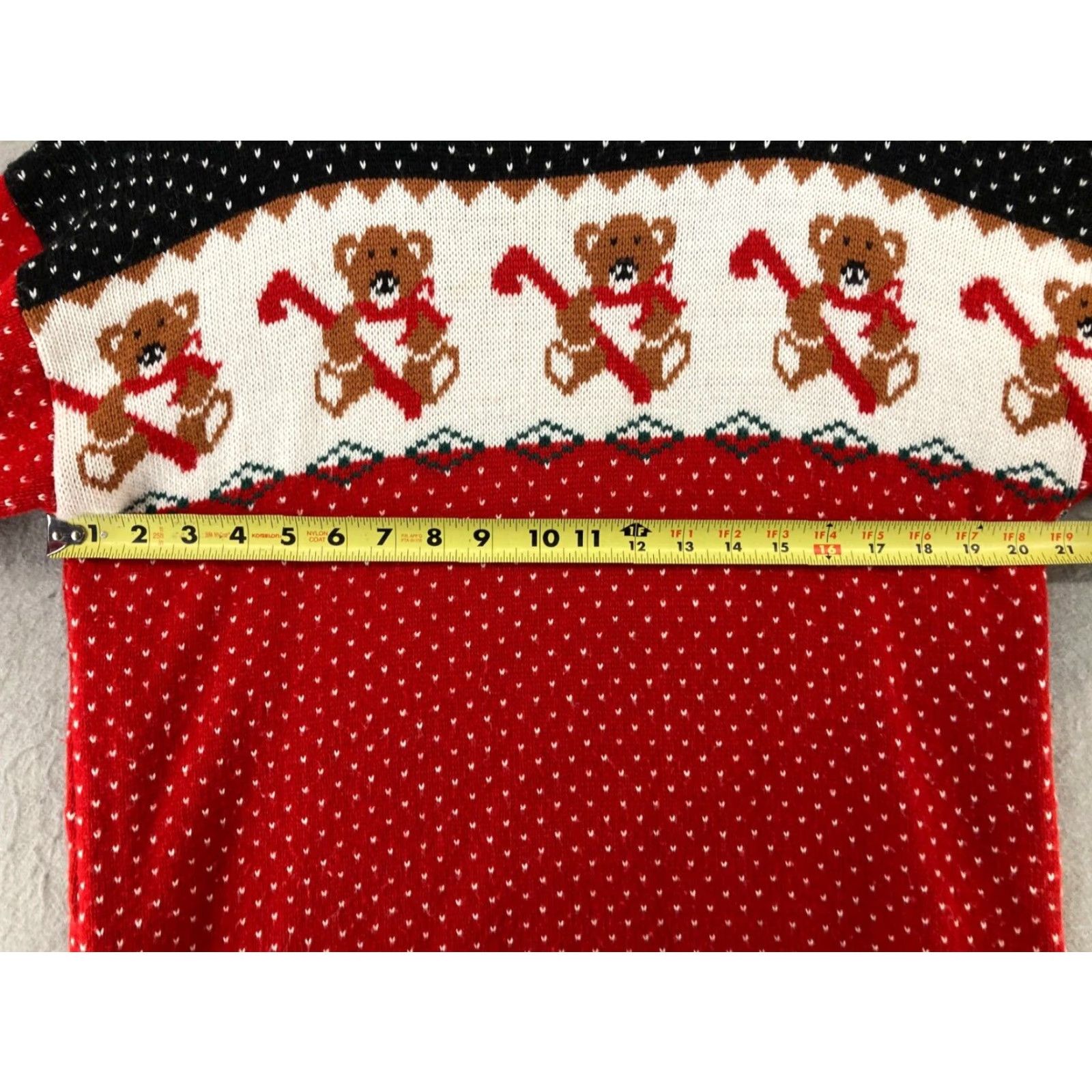 Vintage Vintage Sweetbriar Men's Christmas Sweater Medium Red Teddy Bears Pullover Holiday Winter Knit Glamour Geometric 90s Size US M / EU 48-50 / 2 - 5 Thumbnail