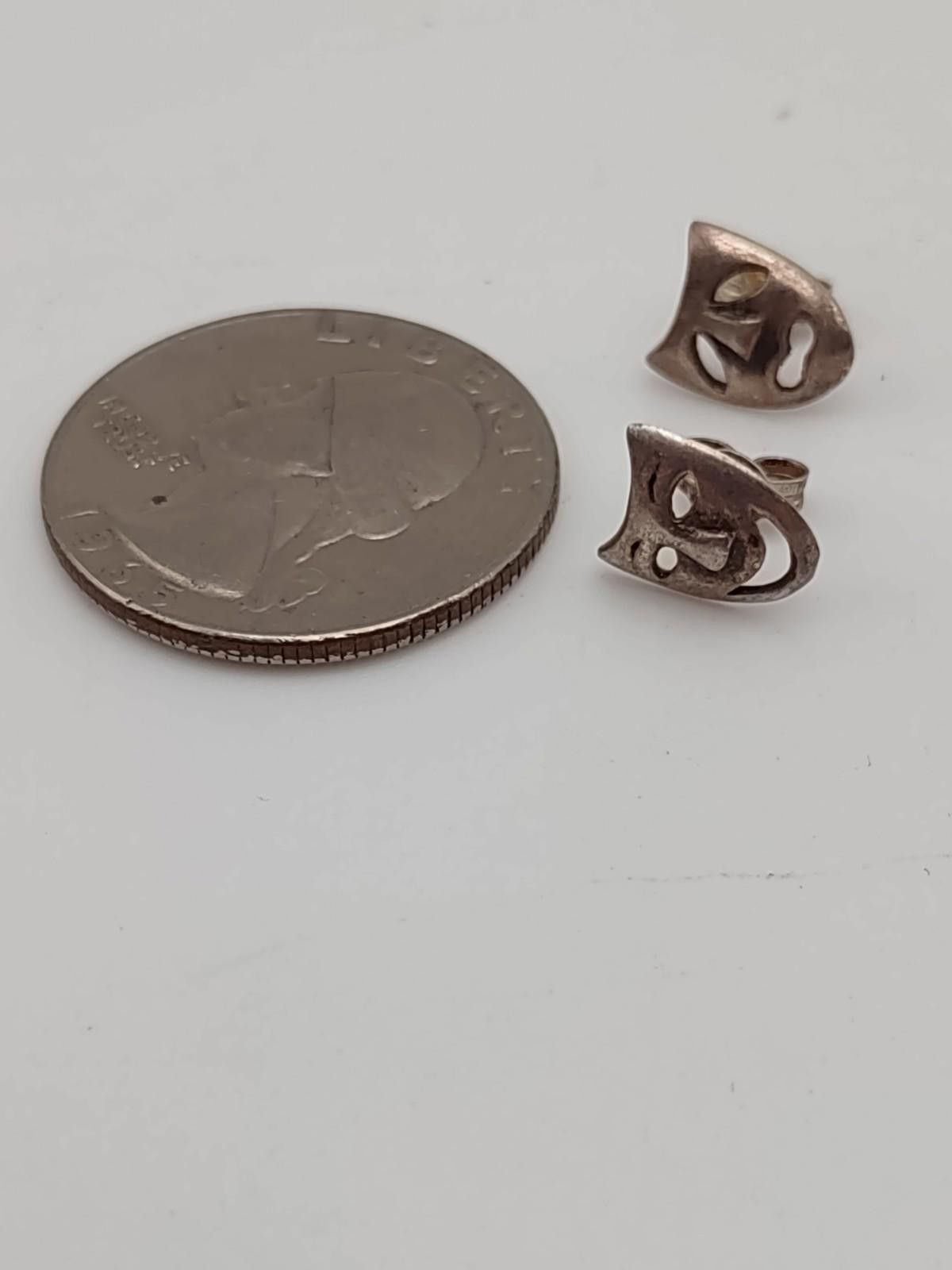 The Unbranded Brand Sterling Silver Theater Mask Stud Earrings Comedy Drama Size ONE SIZE - 4 Thumbnail