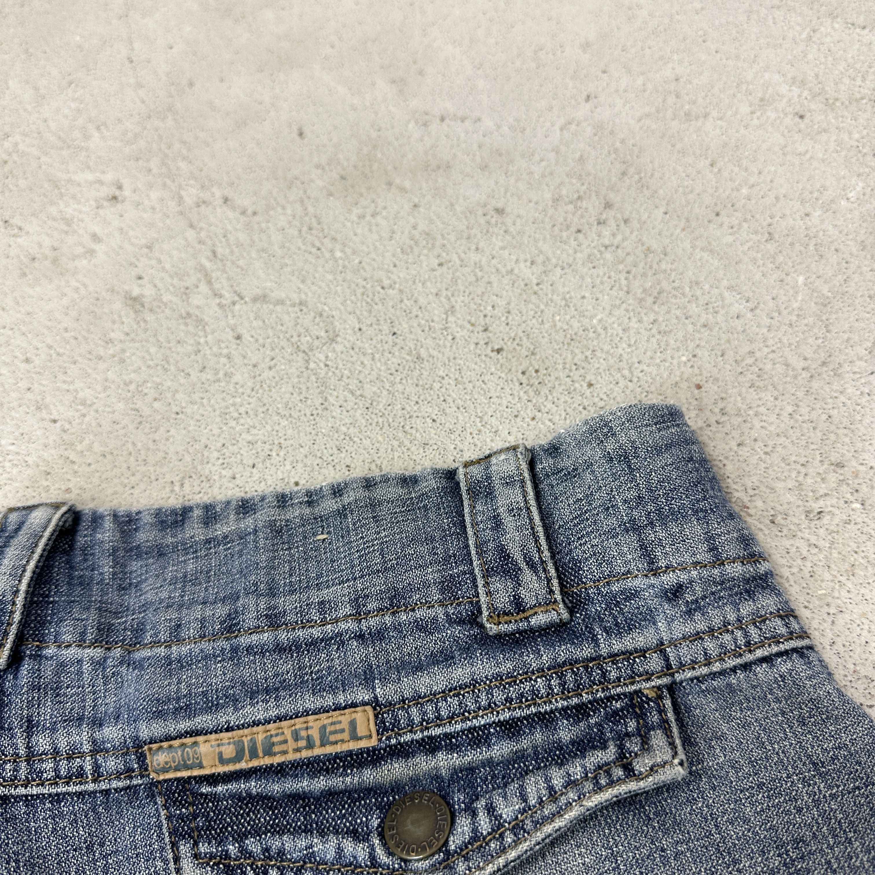 Diesel Vintage Denim Streetwear Diesel Capri Jeans Y2K Size 32" / US 10 / IT 46 - 9 Thumbnail