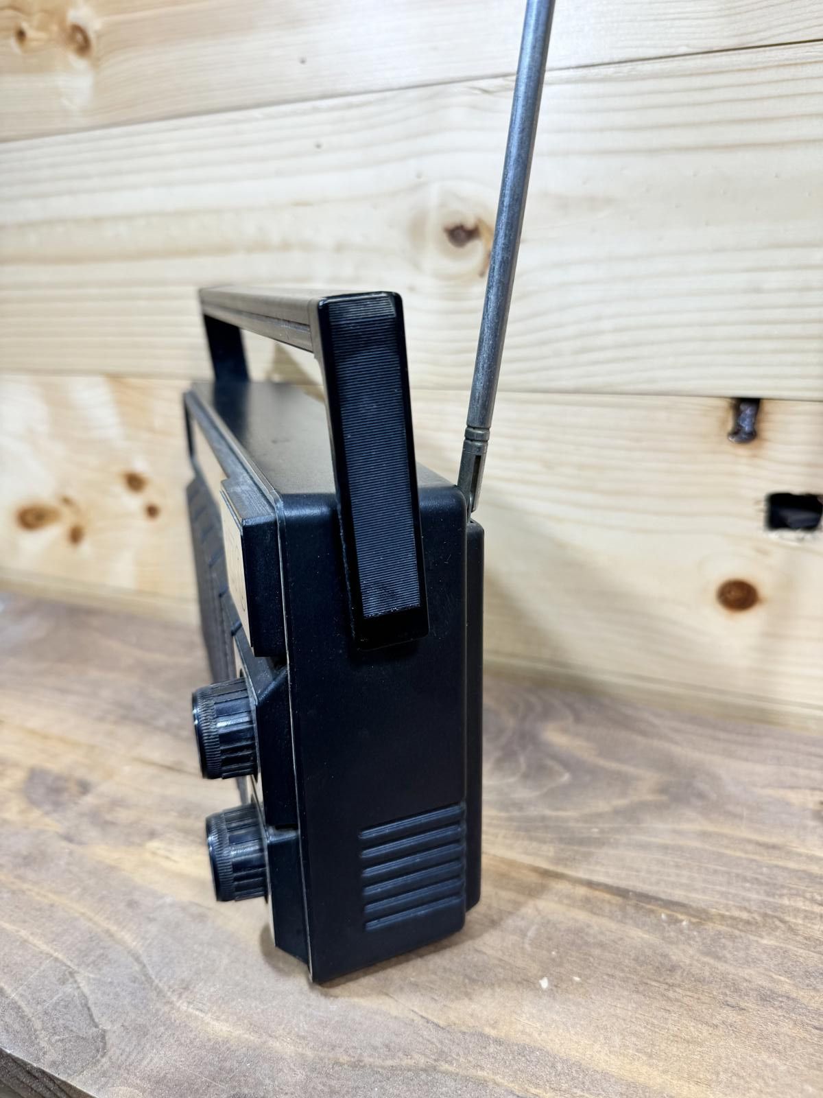 Designer Magnavox 270 Vintage AM/FM Radio Black Retro Works Battery Size ONE SIZE - 10 Thumbnail