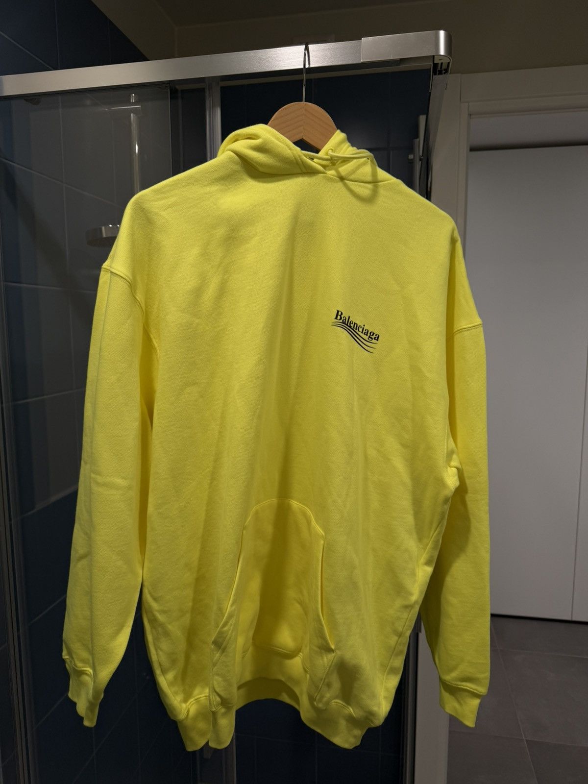 Balenciaga Neon Balenciaga Campaign Hoodie Size US M / EU 48-50 / 2 - 1 Thumbnail