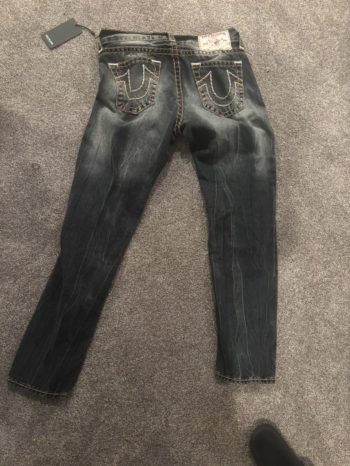 True Religion BECCA MID RISE SUPER T BOOTCUT JEAN Size 31" - 1 Thumbnail