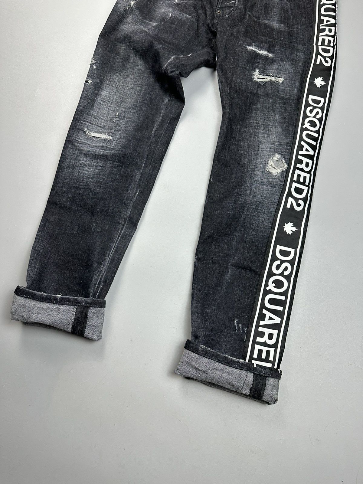Dsquared2 Dsquared2 Rip Style Stripe Logo Jeans w32 Size US 32 / EU 48 - 8 Thumbnail