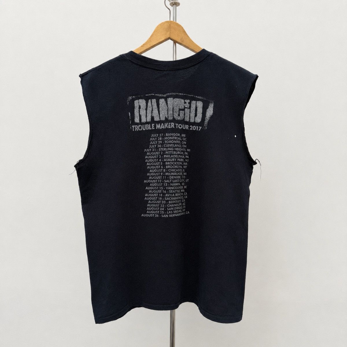 Band Tees Rancid Trouble Maker Tour 2017 Cut-Off Sleeveless Size US L / EU 52-54 / 3 - 1 Thumbnail