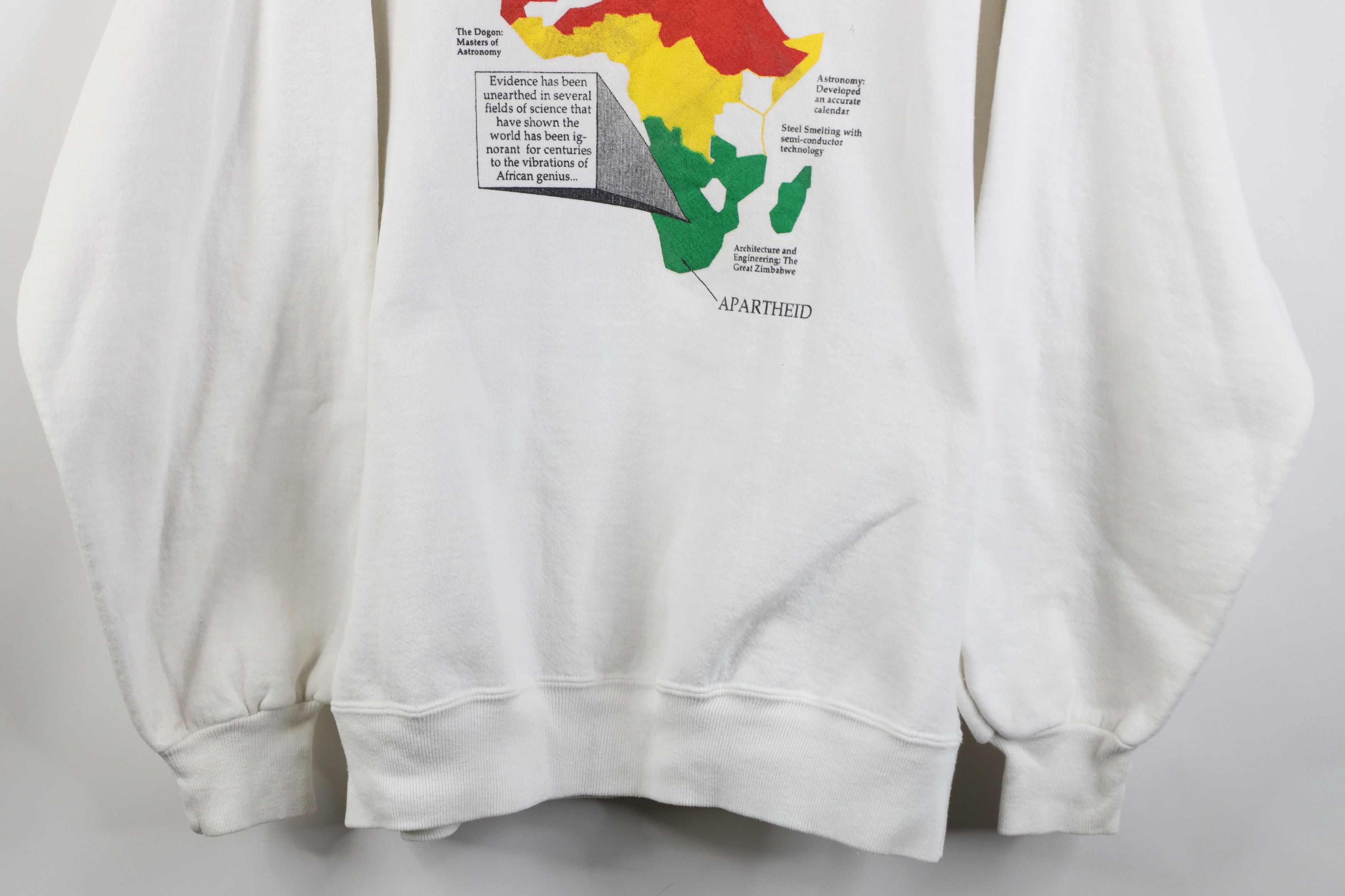 Vintage Vintage 90s Streetwear Africa Black Power Sweatshirt Size XL / US 12-14 / IT 48-50 - 3 Thumbnail