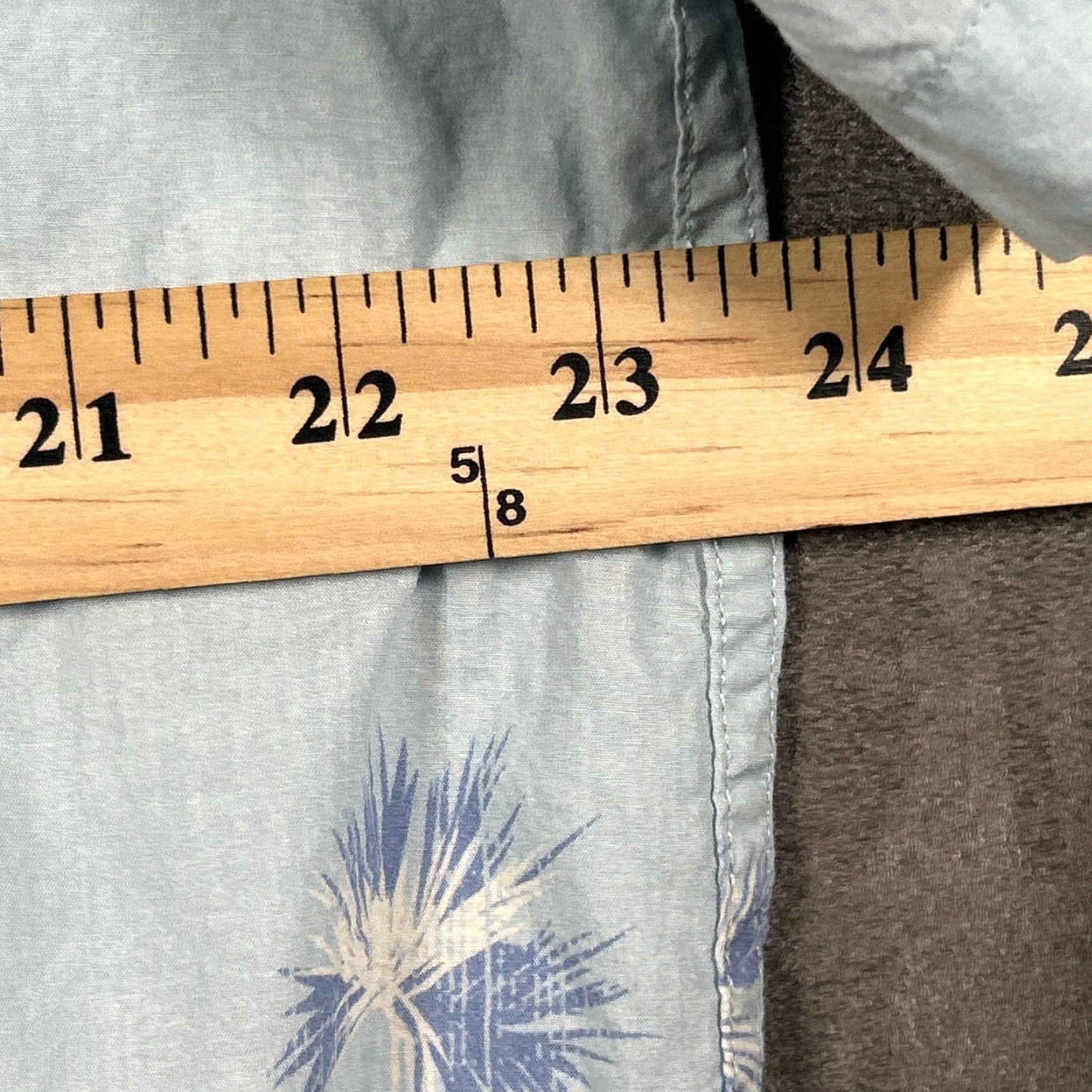 TravisMathew Travis Mathew Shirt Mens XL Light Blue Floral AOP Hawaiian Tropical Shirt Size US XL / EU 56 / 4 - 5 Thumbnail