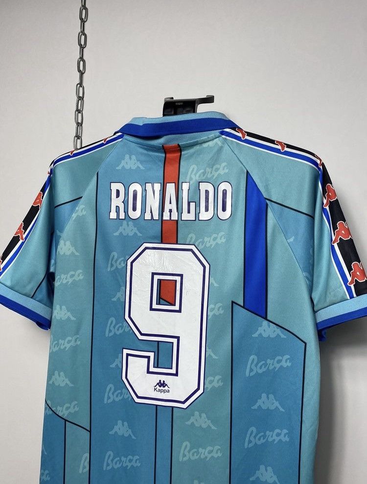 Other Vintage 1995/97 Barcelona #9 Ronaldo Jersey Blockcore Size US M / EU 48-50 / 2 - 9 Thumbnail