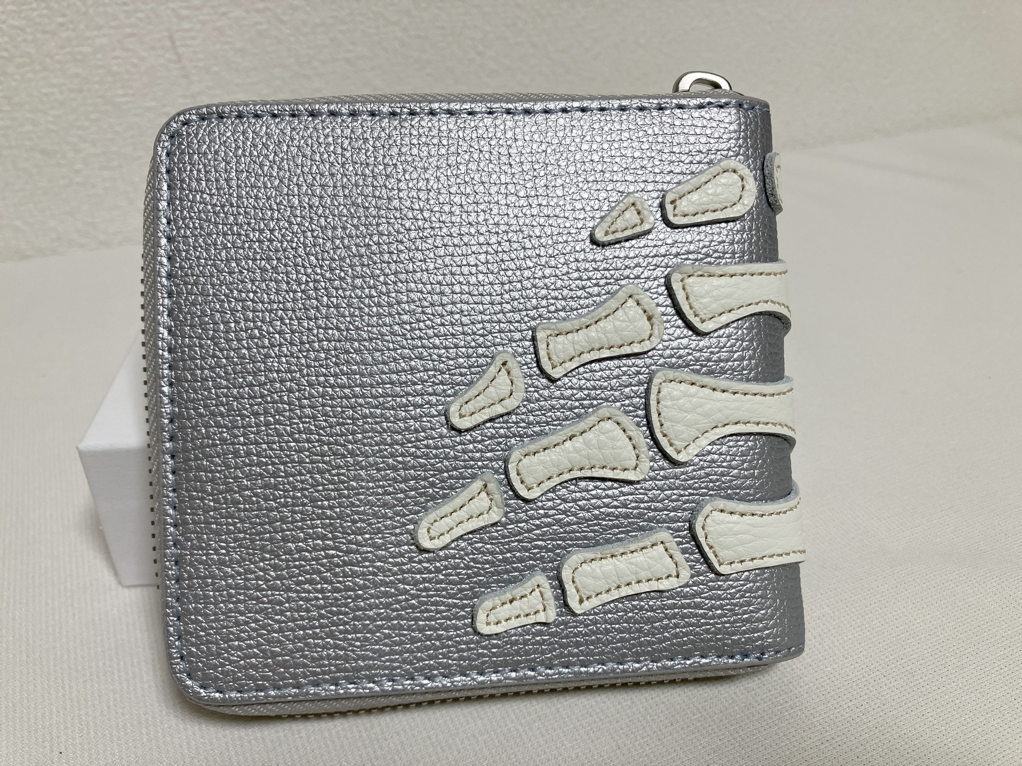 Kapital Kapital THUMBS UP BONE HAND ZIP leather wallet silver Size ONE SIZE - 2 Thumbnail