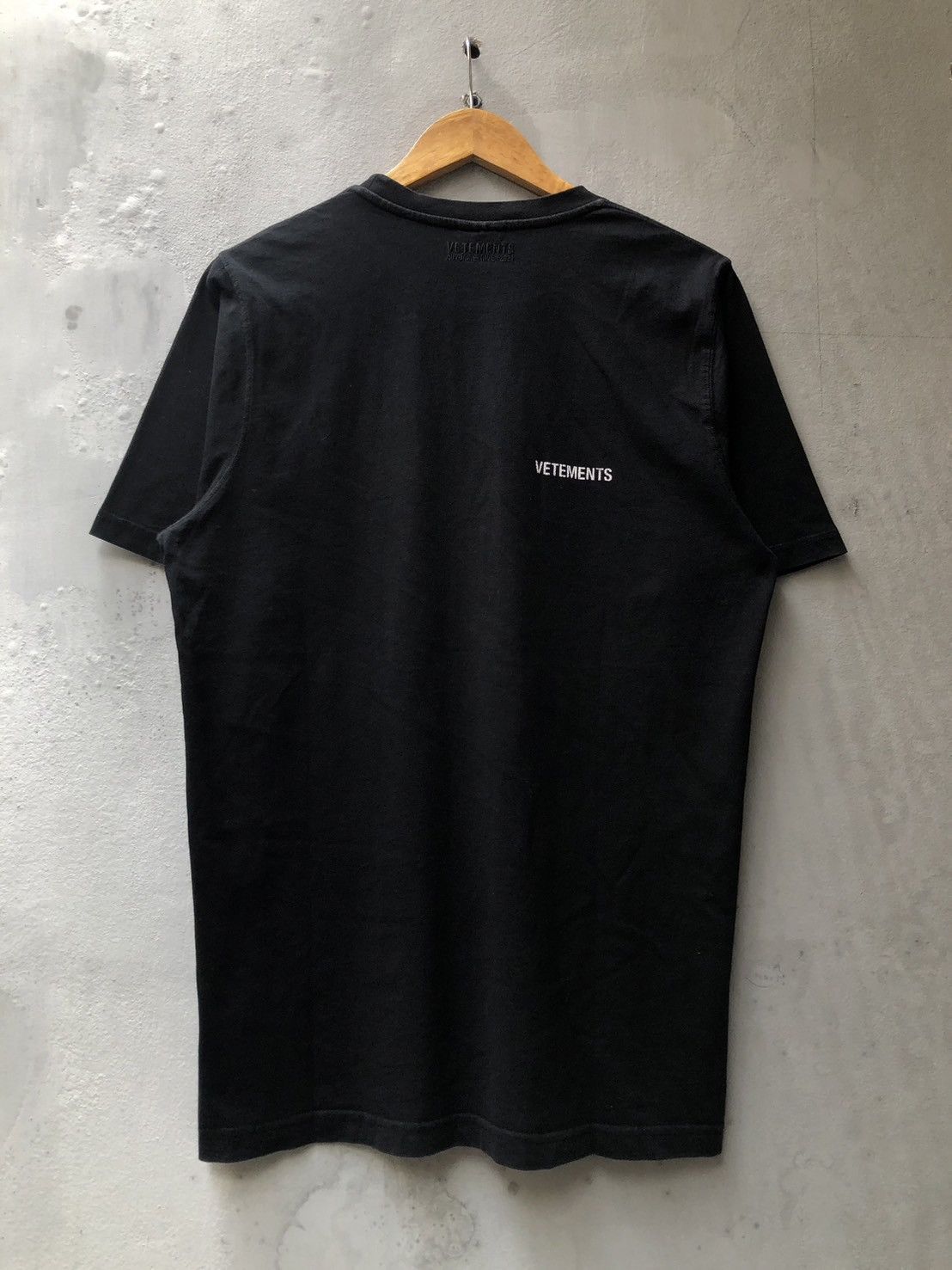 Vetements Vetements Logo Front Back Size US M / EU 48-50 / 2 - 3 Thumbnail