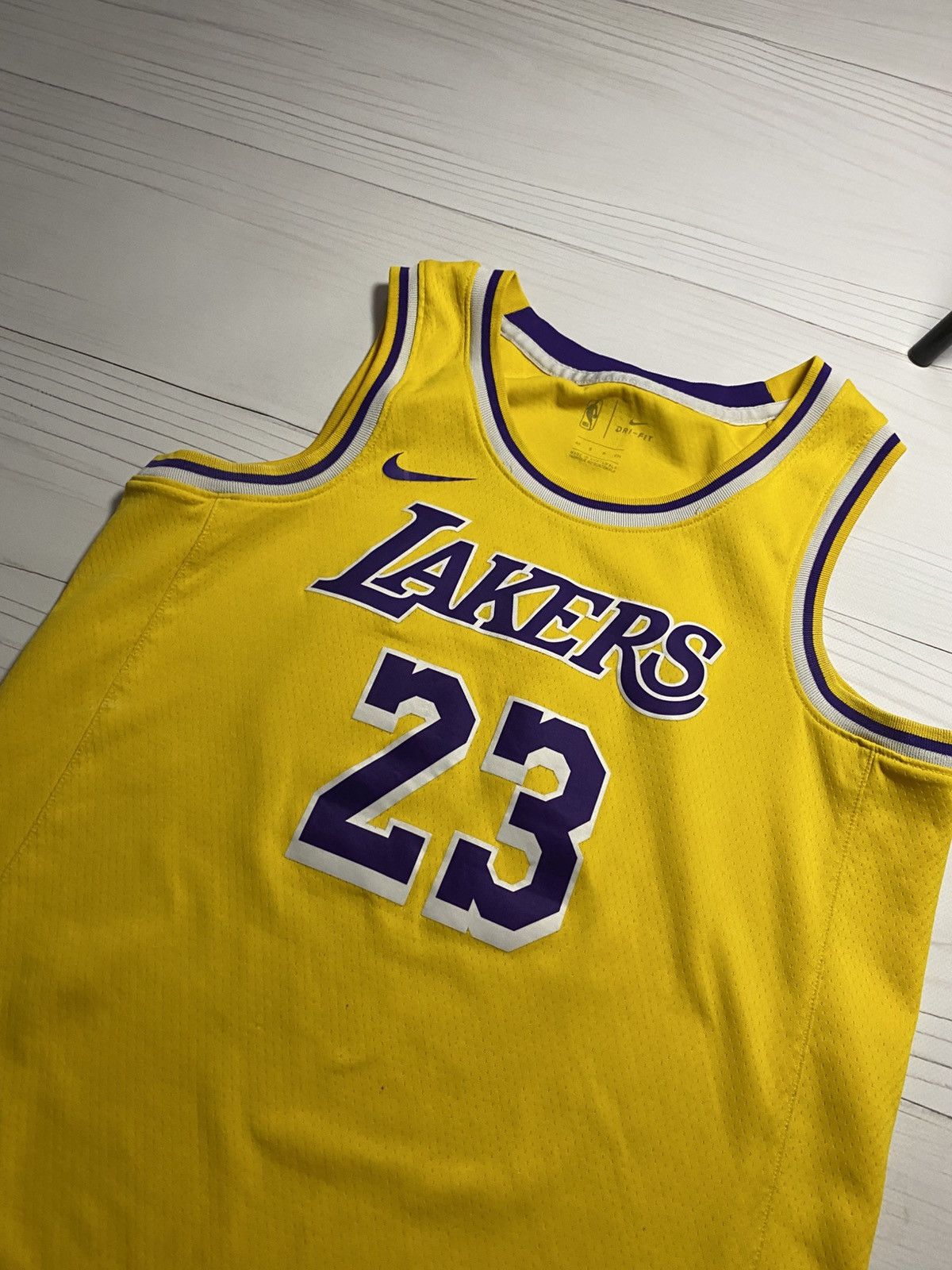NBA × Nike NBA Nike Lakers #23 LeBron James y2k jersey Size US S / EU 44-46 / 1 - 6 Thumbnail