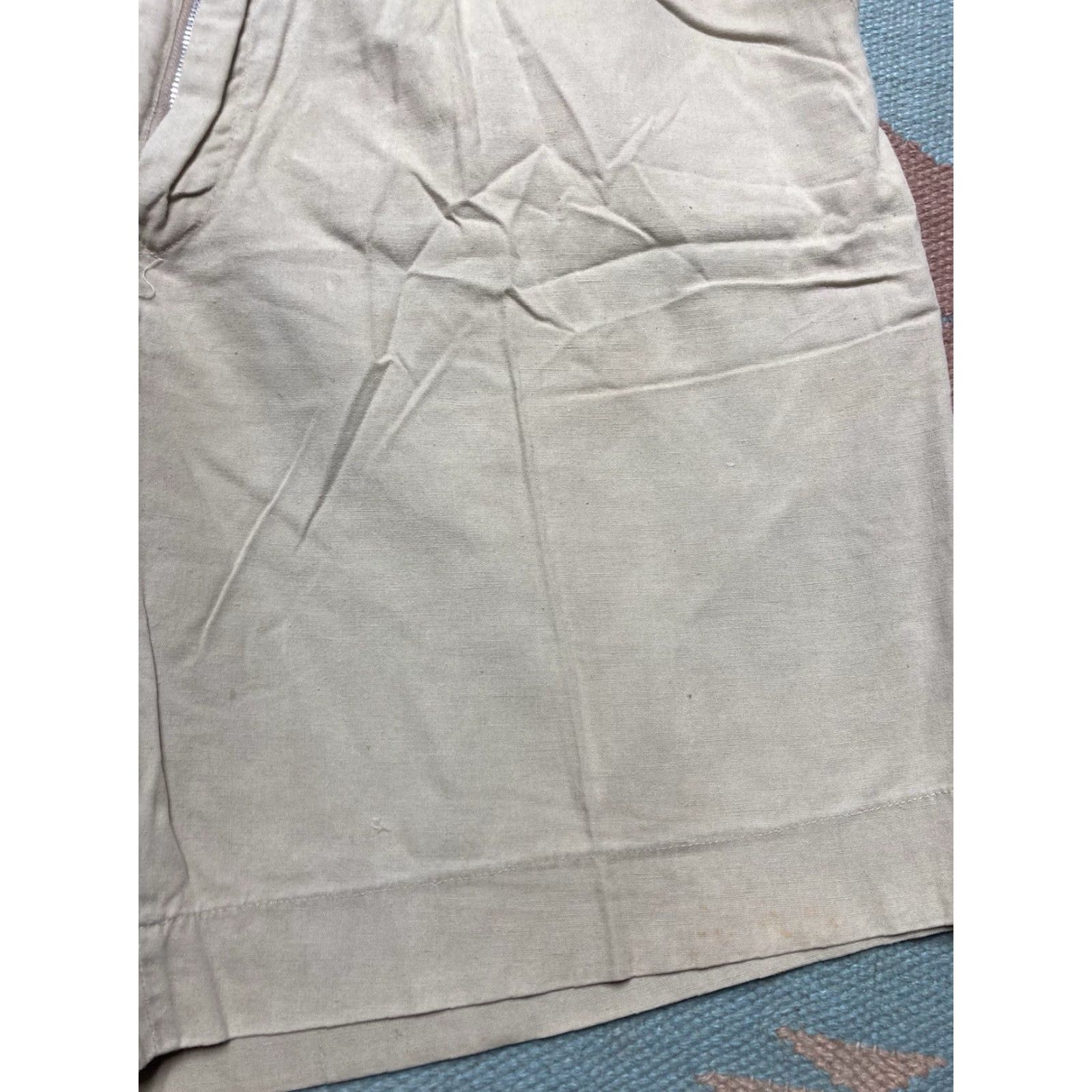 Vintage VINTAGE 70s Lightweight Cotton Shorts Beige Khaki Tan Casual Men’s 33 Short Pants Beige Mens Size US 33 - 3 Thumbnail