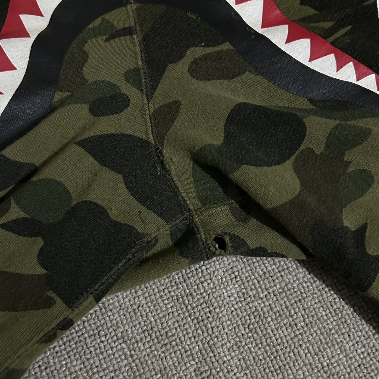 Bape TRASHED Bape Shark Shorts Size US 28 / EU 44 - 5 Thumbnail