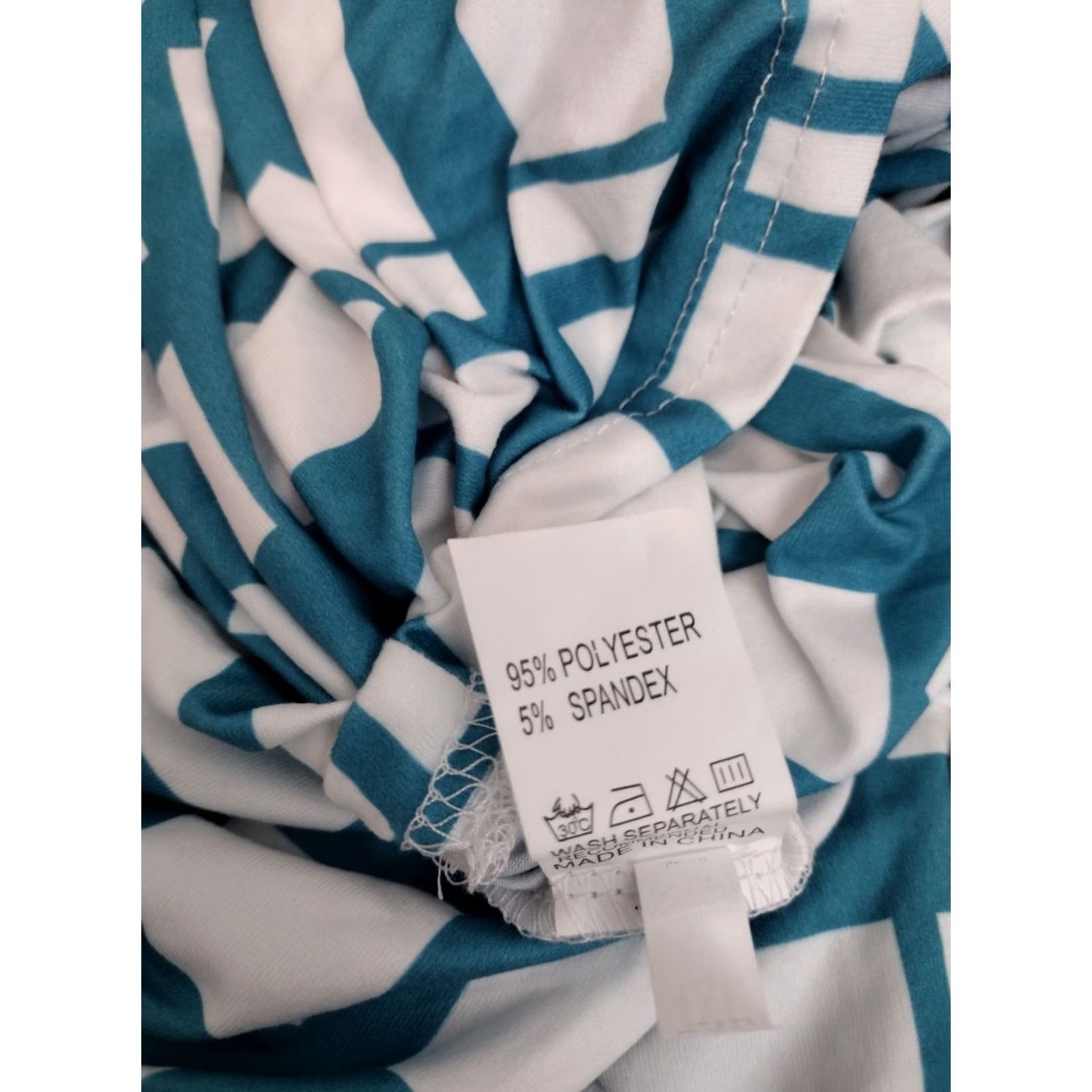 Vintage Vintage Unbranded Graphic Print Tie Front Top Shirt Adults 4XL Green Flutter Sleeve Round Neck Blouse Women’s Cashmere? Size XXL / US 16-18 / IT 52-54 - 6 Thumbnail