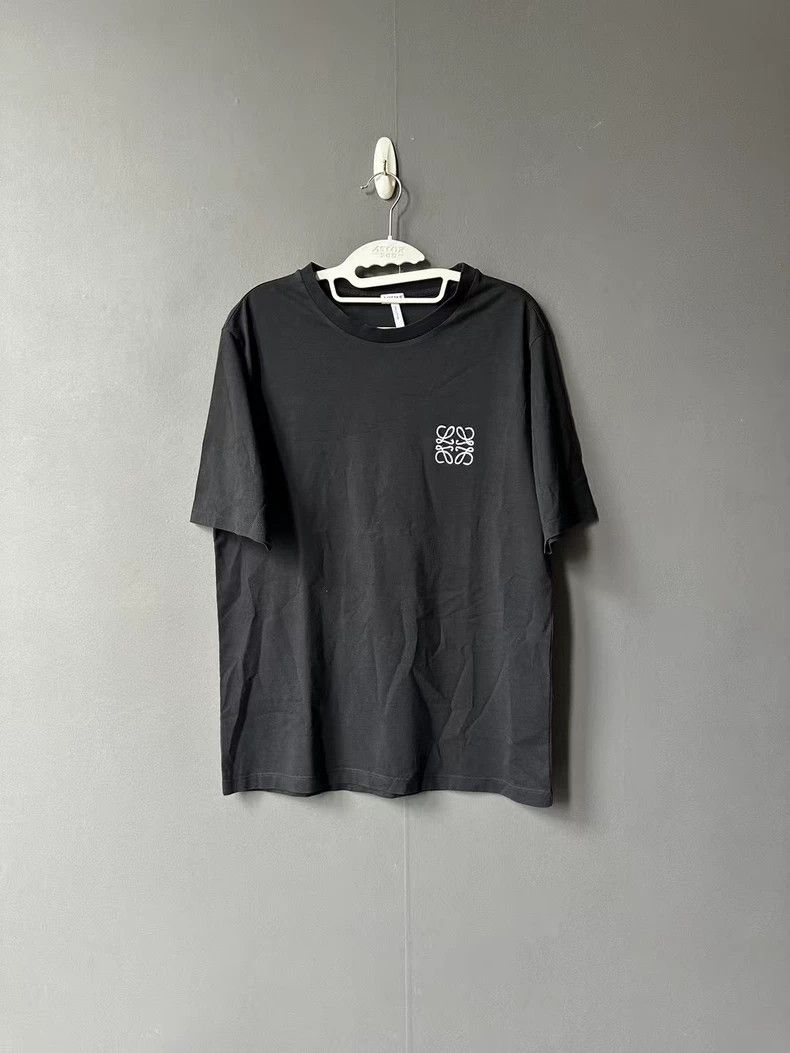 Loewe loewe Black embroidered logo short sleeve 2506-Nextarrow Size US M / EU 48-50 / 2 - 1 Thumbnail