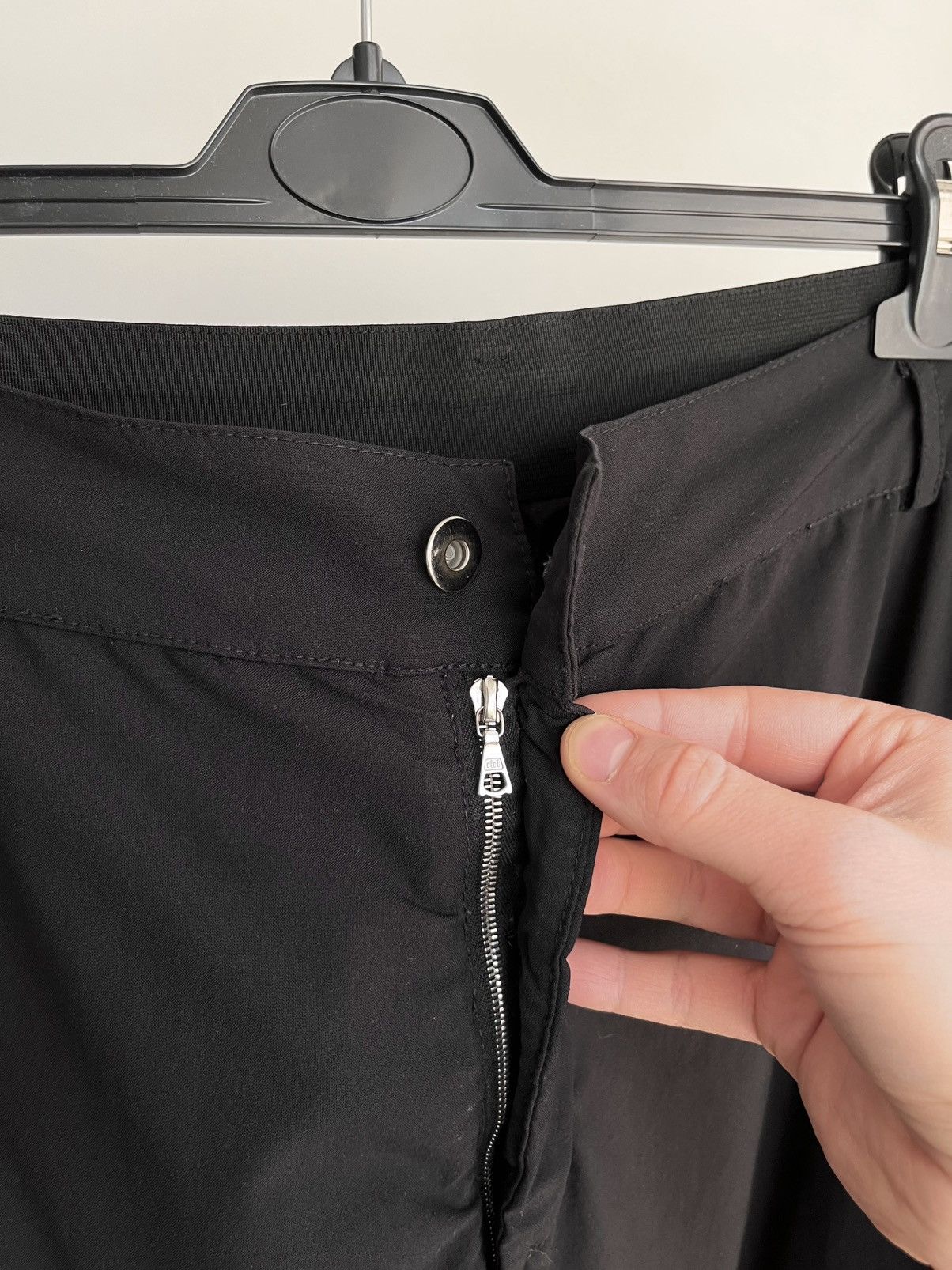 Enfin Leve Rare Enfin Leve technical multipocket cargo pants Size US 37 - 12 Thumbnail
